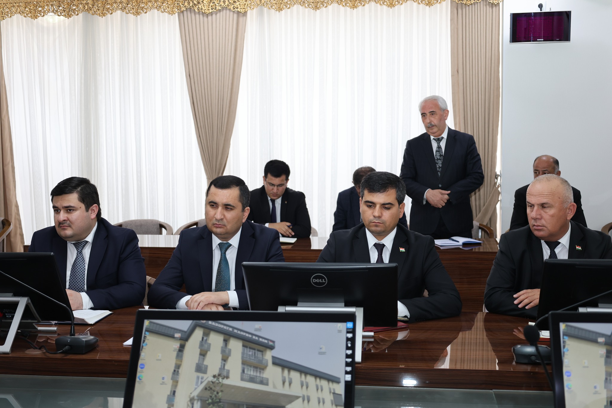 ﻿БАРРАСИИ РАФТИ ИҶРОИ БАРНОМАИ ДАВЛАТИИ ДАРЁФТ ВА РУШДИ ИСТЕЪДОДҲО img