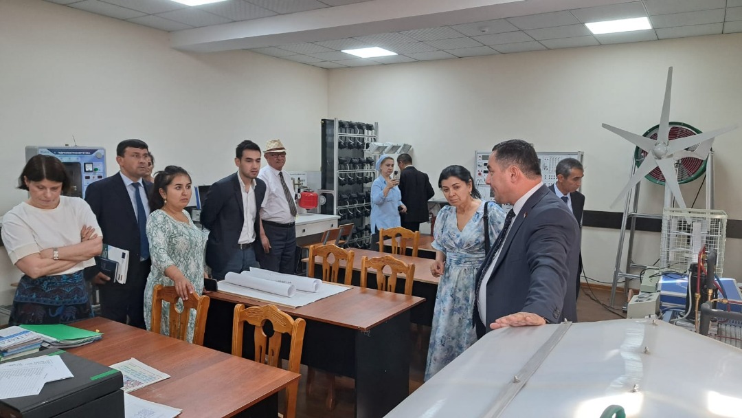 Тақвияти ҳамкорӣ миёни бахши давлатӣ ва хусусӣ: як қадами устувор ба сӯи рушди малакаҳо дар Тоҷикистон img