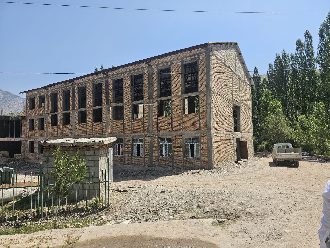 БОЗДИД АЗ СОХТМОНИ БИНОИ ИЛОВАГИИ МТМУ №1-И НОҲИЯИ САНГВОР img