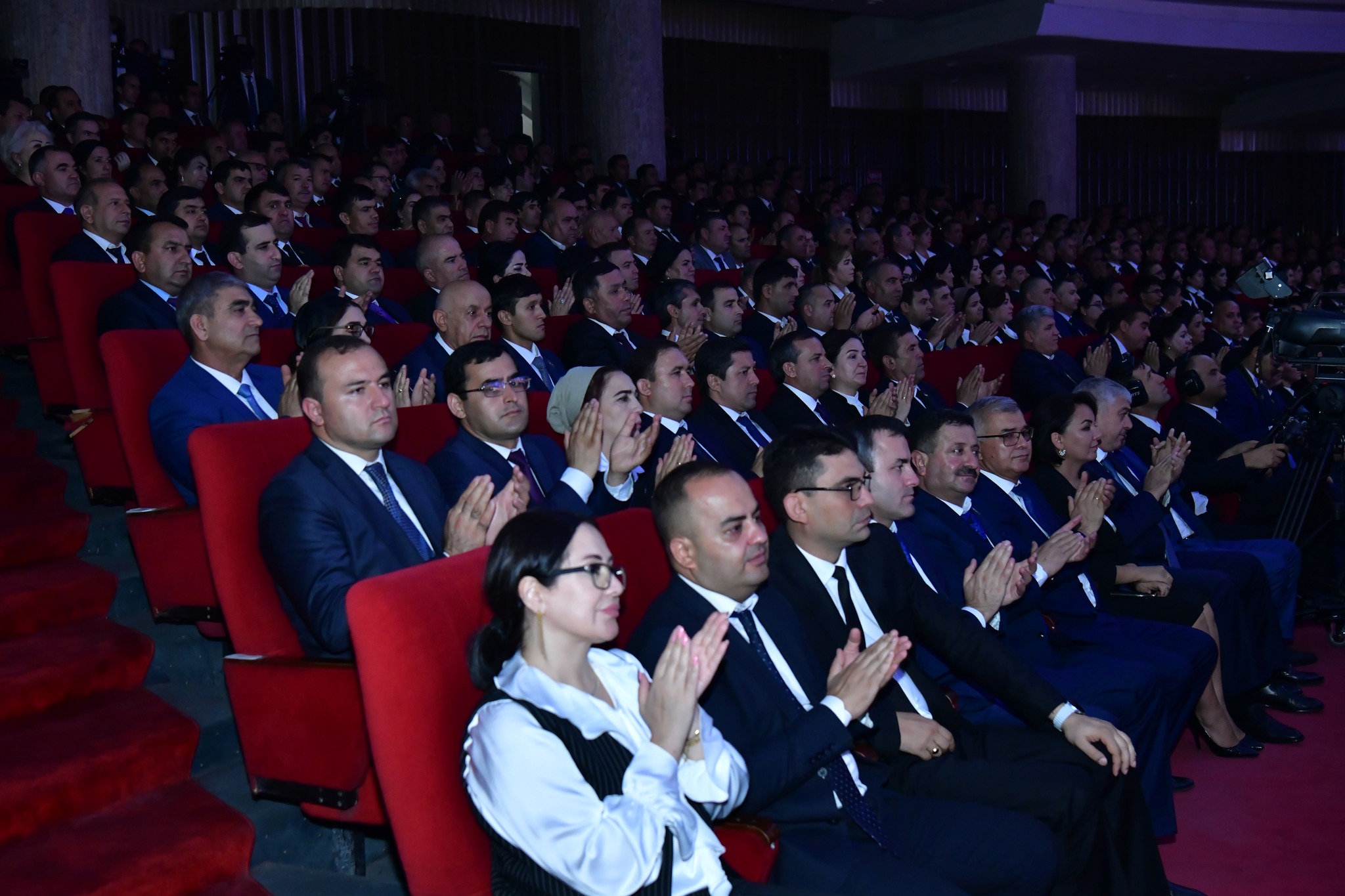 Иштироки Сарони давлатҳои Тоҷикистон ва Қирғизистон дар консерти арбобони санъат бо номи “Дӯстии абадӣ” img