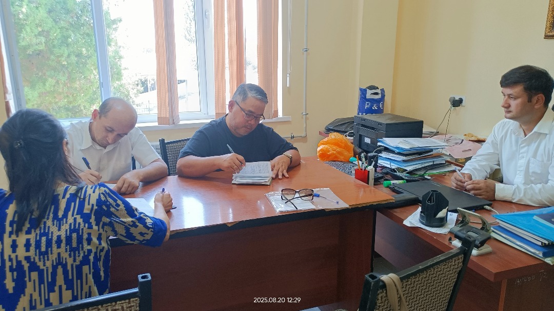 Боздиди мушовири байналмилалӣ оид ба масъалаҳои ҳифзи муҳити зист ва кафолатҳои иҷтимоӣ аз мактабҳои таҳсилоти миёна умумӣ дар шаҳру ноҳияҳое, ки дар онҳо сохтмони биноҳои иловагӣ дар доираи барномаҳои рушди соҳаҳои STEM ба нақша гирифта шудааст img