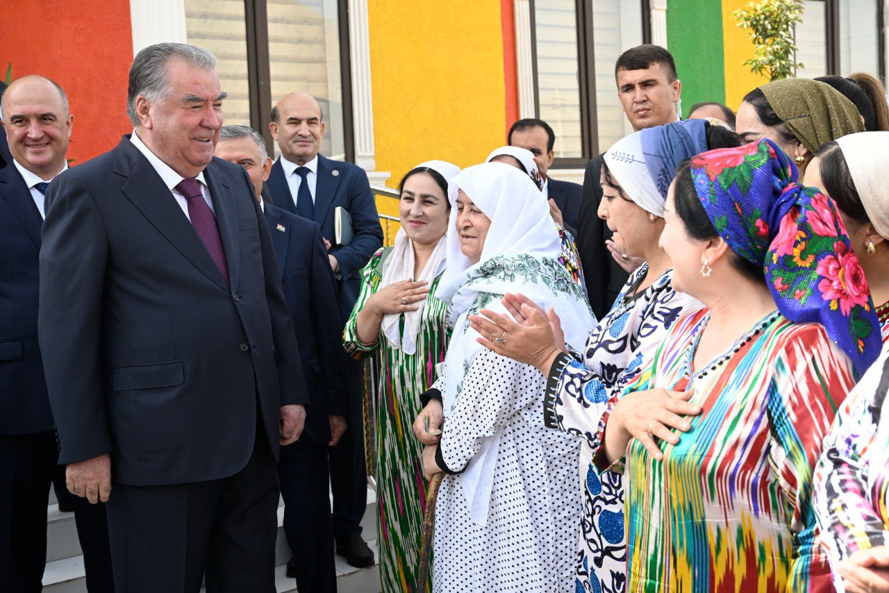 Ифтитоҳи муассисаи таҳсилоти томактабӣ дар ноҳияи Рашт img