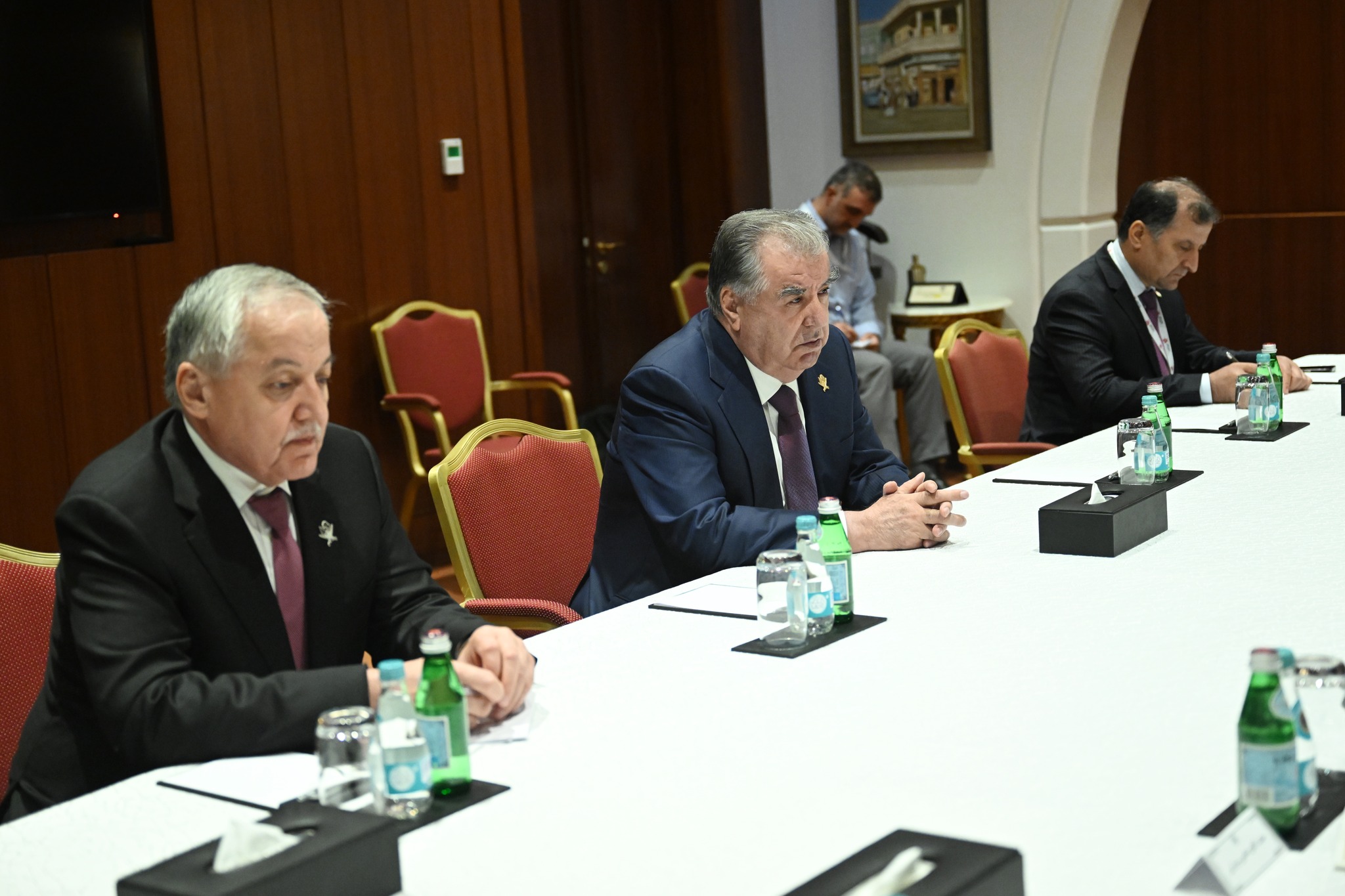 ﻿Мулоқот бо Раиси Ҷумҳурии Исломии Эрон Масъуди Пизишкиён img