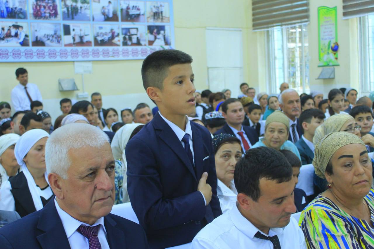 ﻿Семинари омӯзишӣ барои ғолибони даври вилоятии озмуни “Фурӯғи субҳи доноӣ китоб аст” доир гардид img