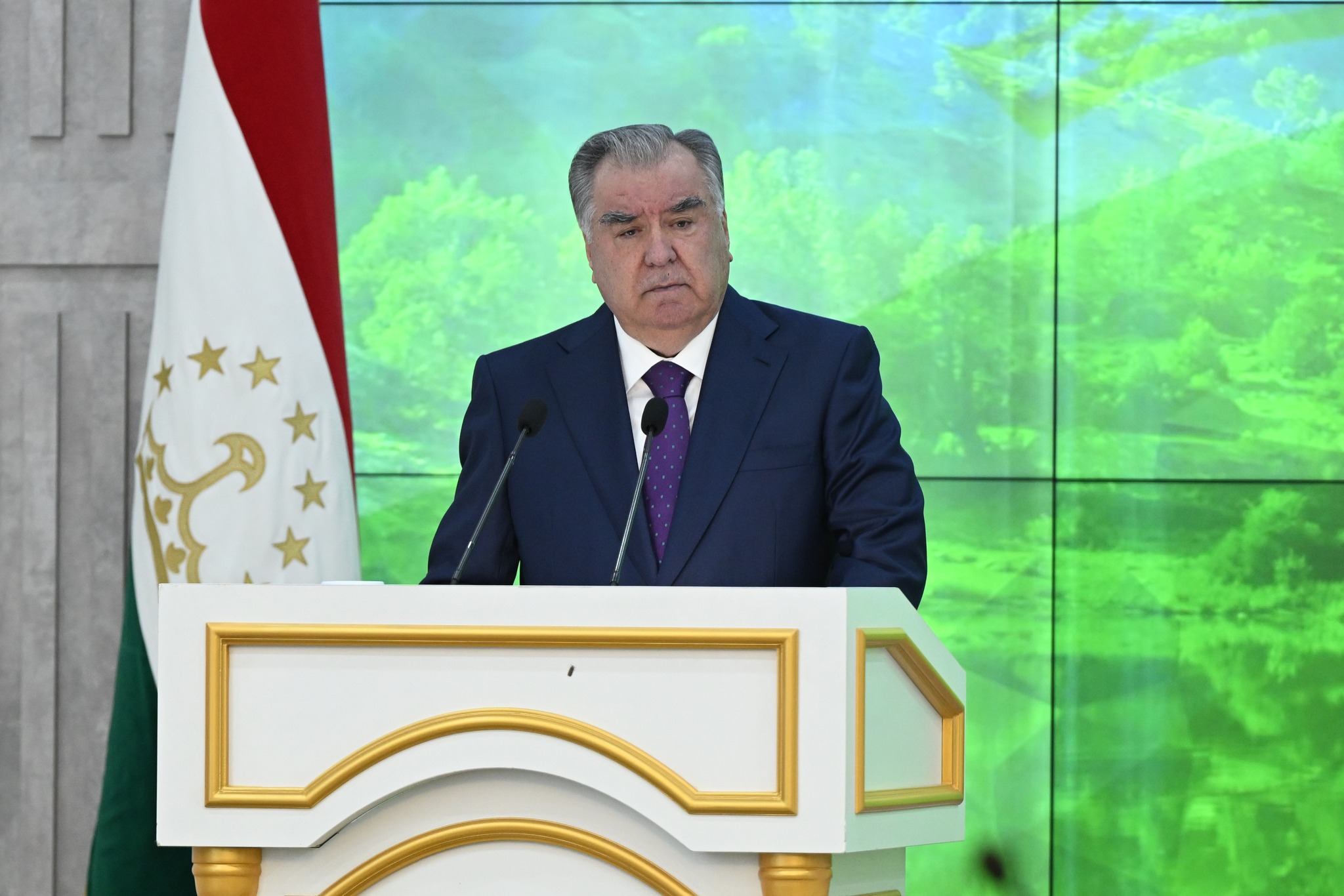 ﻿Мулоқот бо кормандони Кумитаи ҳифзи муҳити зисти назди Ҳукумати Ҷумҳурии Тоҷикистон img