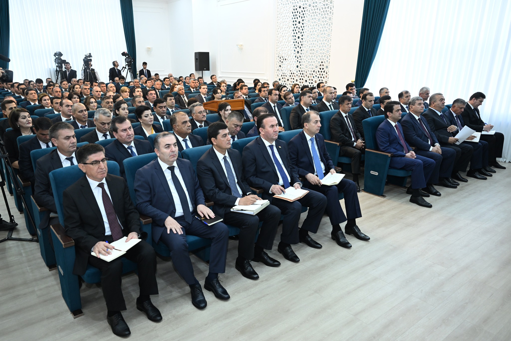 ﻿Мулоқот бо кормандони Кумитаи ҳифзи муҳити зисти назди Ҳукумати Ҷумҳурии Тоҷикистон img