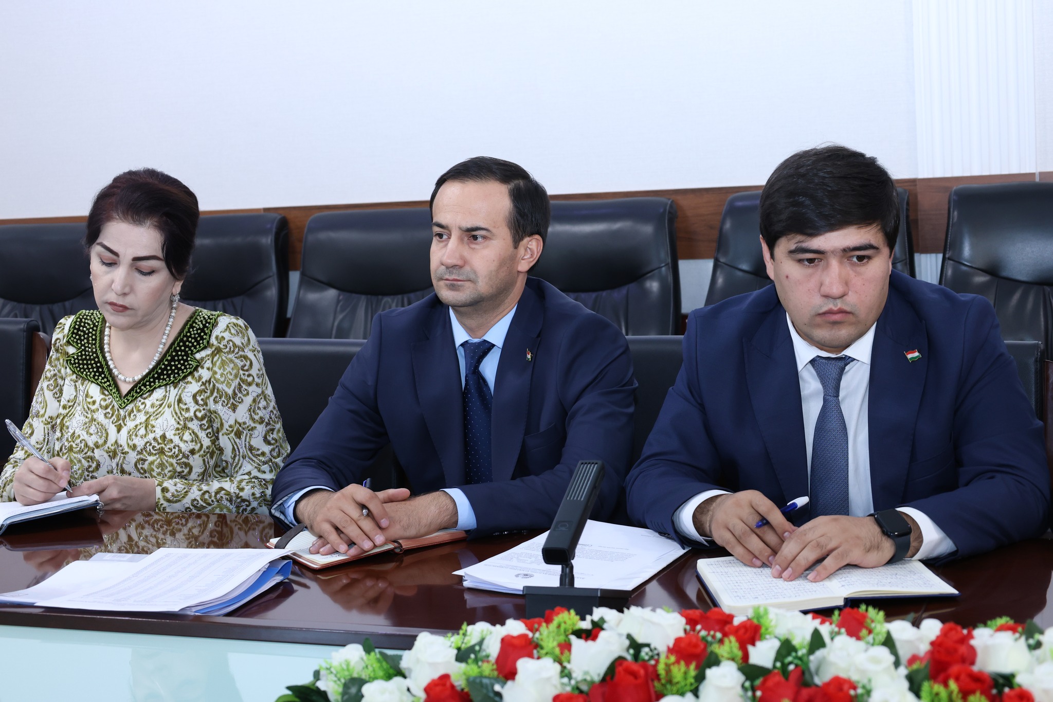 ҶАЛАСАИ ОНЛАЙНӢ БО КОРМАНДОНИ СОҲАИ МАОРИФ img