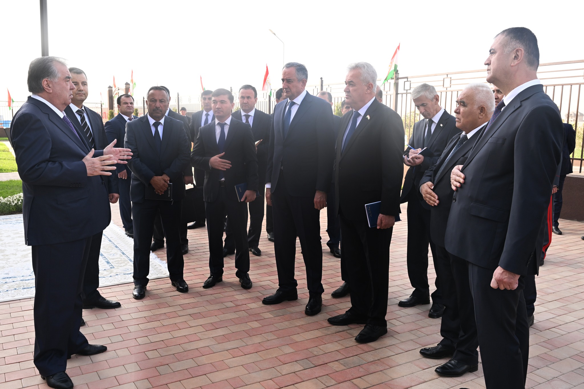 Ифтитоҳи Мактаби президентии ноҳияи Темурмалик img