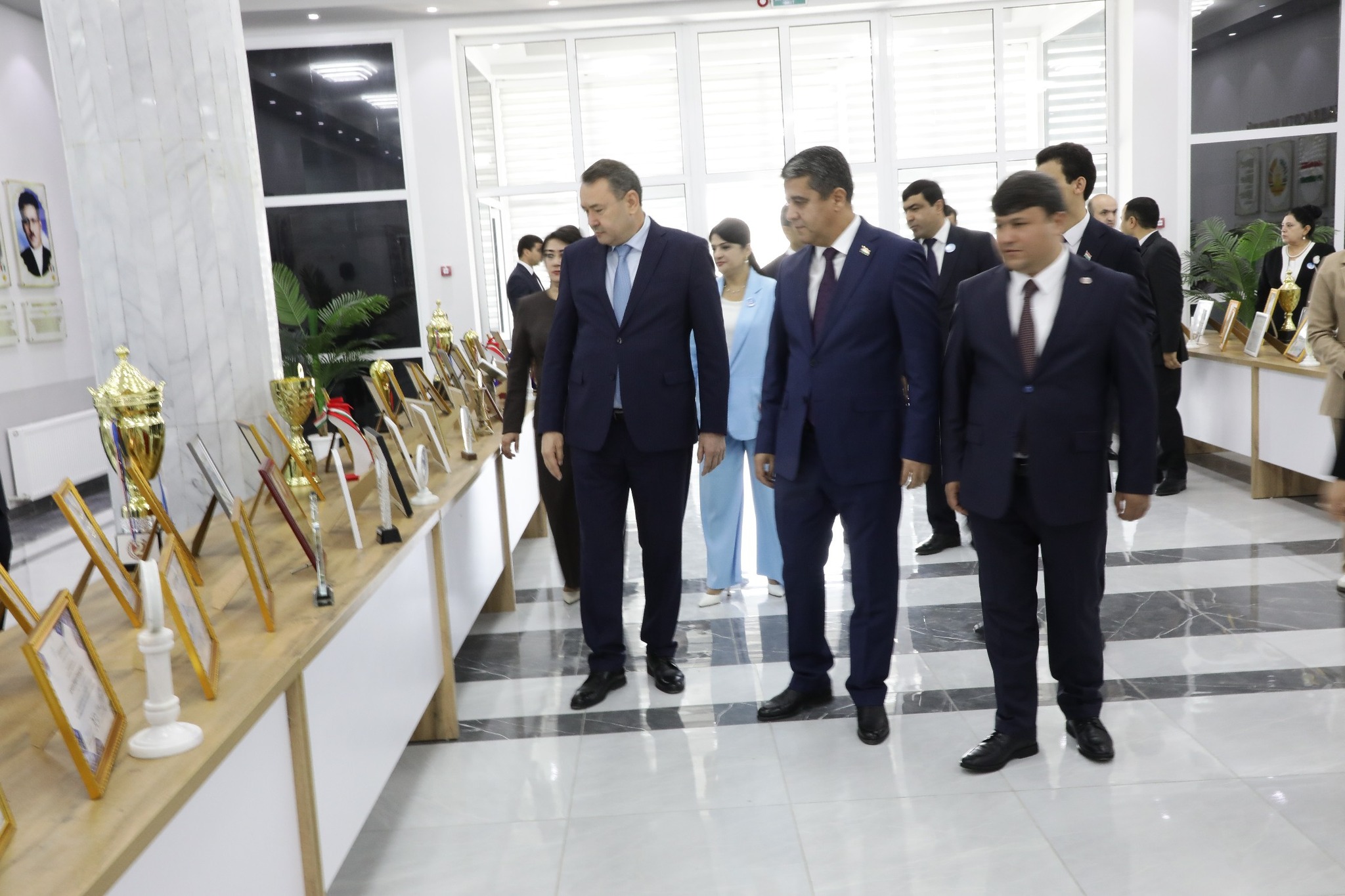 ИҚДОМИ ШОИСТА: ҚАДРДОНИИ 123 - НАФАР СОБИҚАДОРОНУ ОРМАНДОНИ СОҲА ДАР НОҲИЯИ ФИРДАВСӢ img