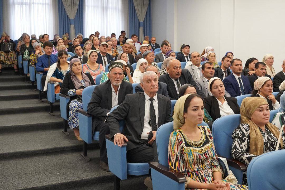 ﻿РАҚАМИКУНОНӢ ДАР НИЗОМИ ТАКМИЛИ ИХТИСОСИ ОМӮЗГОРОН: РОҲҲОИ ҲАМГИРОӢ ВА МОДЕЛҲОИ УСТУВОР img