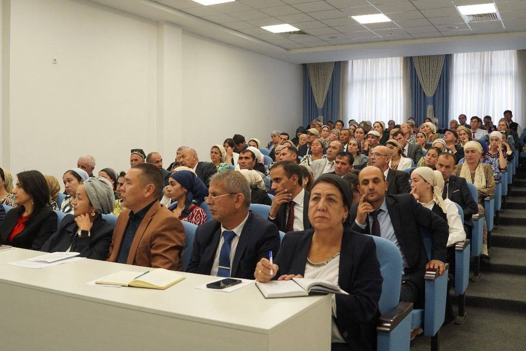 ﻿РАҚАМИКУНОНӢ ДАР НИЗОМИ ТАКМИЛИ ИХТИСОСИ ОМӮЗГОРОН: РОҲҲОИ ҲАМГИРОӢ ВА МОДЕЛҲОИ УСТУВОР img