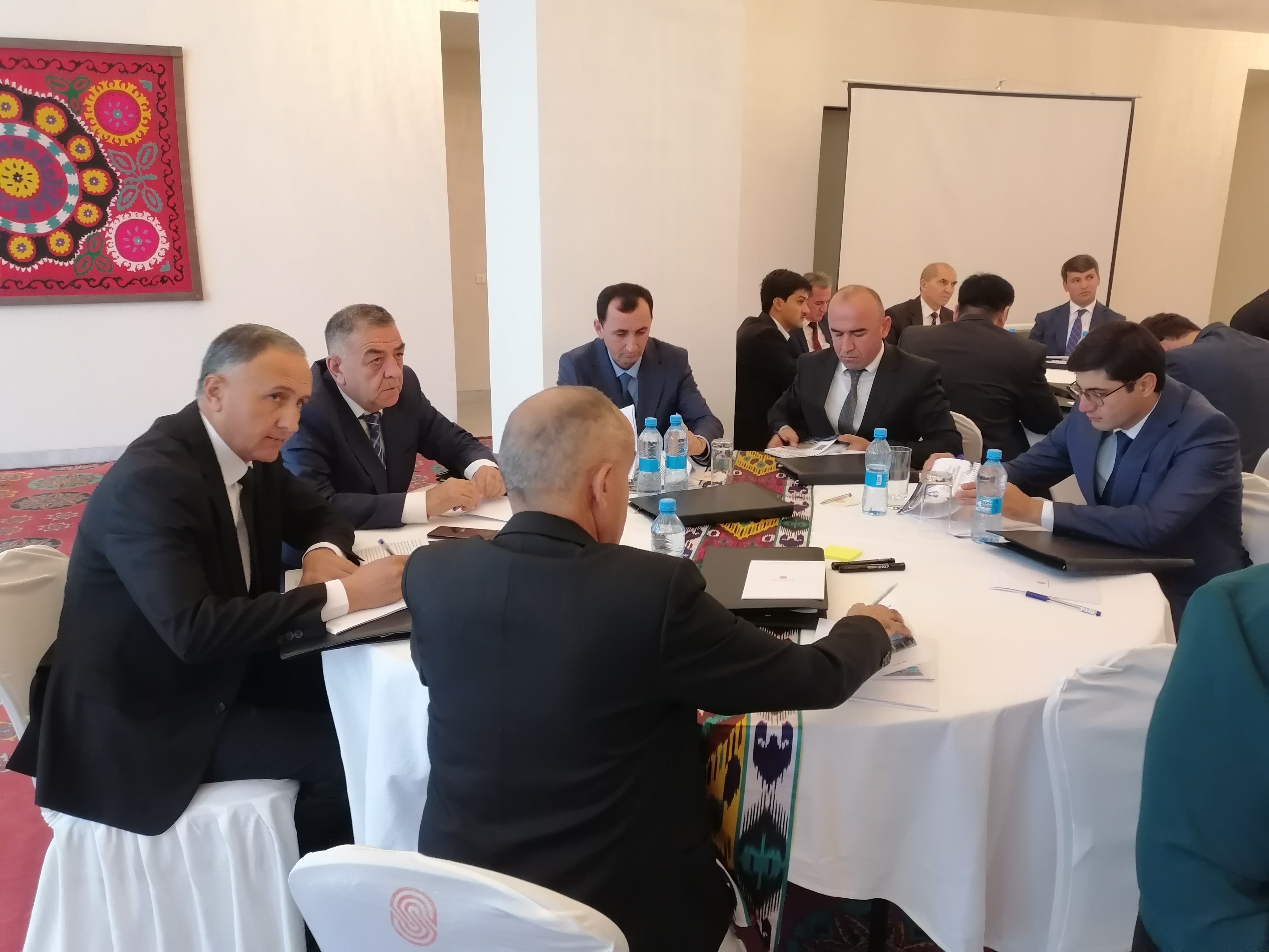 ﻿СЕМИНАРИ ОМӮЗИШӢ ОИД БА ТАРТИБИ ТАКМИЛЁФТАИ МОНИТОРИНГ ВА АРЗЁБИИ СИФАТИ ТАҲСИЛОТ БАРГУЗОР ШУД img