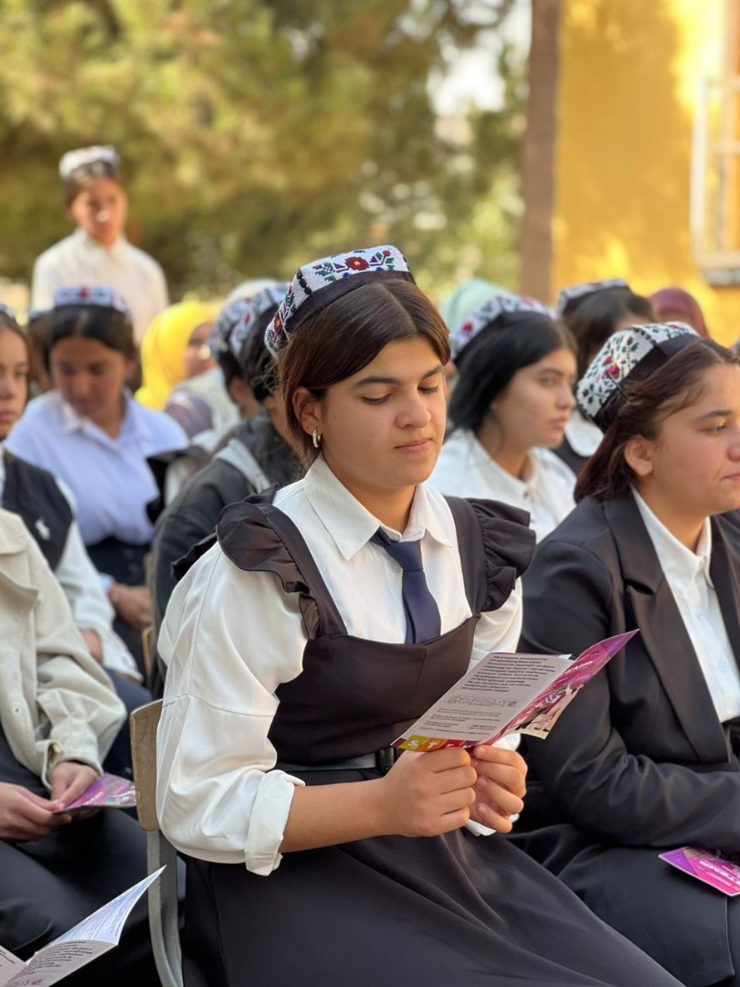 ﻿РОҲАНДОЗӢ НАМУДАНИ БАРНОМАИ СТИПЕНДИЯВӢ БАРОИ ХОНАНДАГОН (ДУХТАРОН) ВА ДОНИШҶӮДУХТАРОНИ МУАССИСАҲОИ ТАЪЛИМИИ ҲАДАФӢ img
