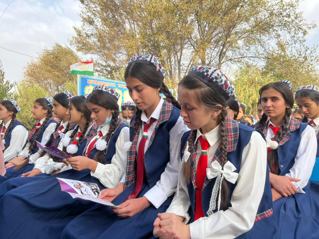 ﻿РОҲАНДОЗӢ НАМУДАНИ БАРНОМАИ СТИПЕНДИЯВӢ БАРОИ ХОНАНДАГОН (ДУХТАРОН) ВА ДОНИШҶӮДУХТАРОНИ МУАССИСАҲОИ ТАЪЛИМИИ ҲАДАФӢ img