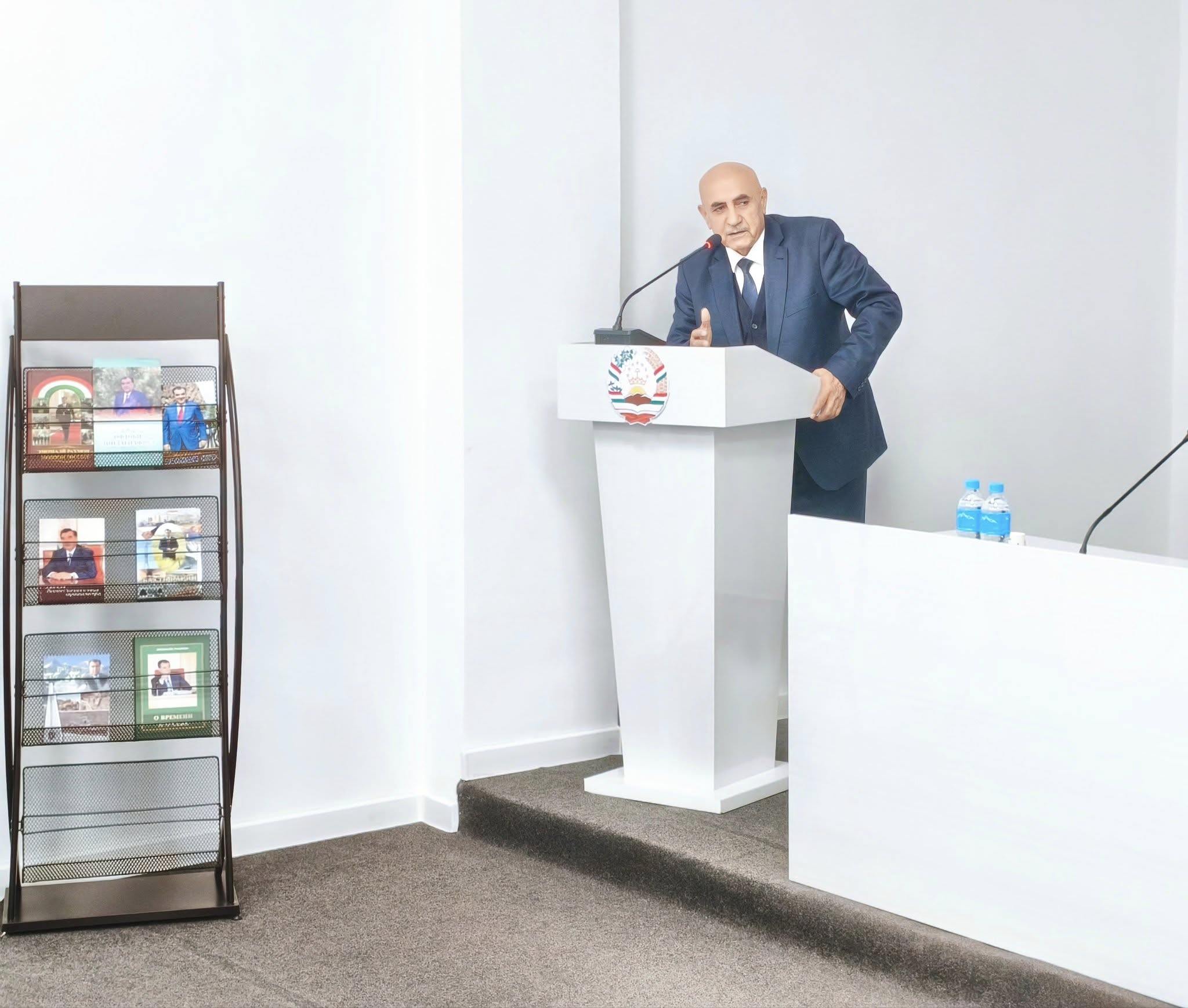 ﻿БАРГУЗОРИИ КОНФЕРЕНСИЯИ ИЛМИЮ НАЗАРИЯВӢ ТАҲТИ УНВОНИ «НАҚШИ ПЕШВОИ МИЛЛАТ ДАР РУШДИ ИЛМУ МАОРИФИ ТОҶИКИСТОНИ МУОСИР» img