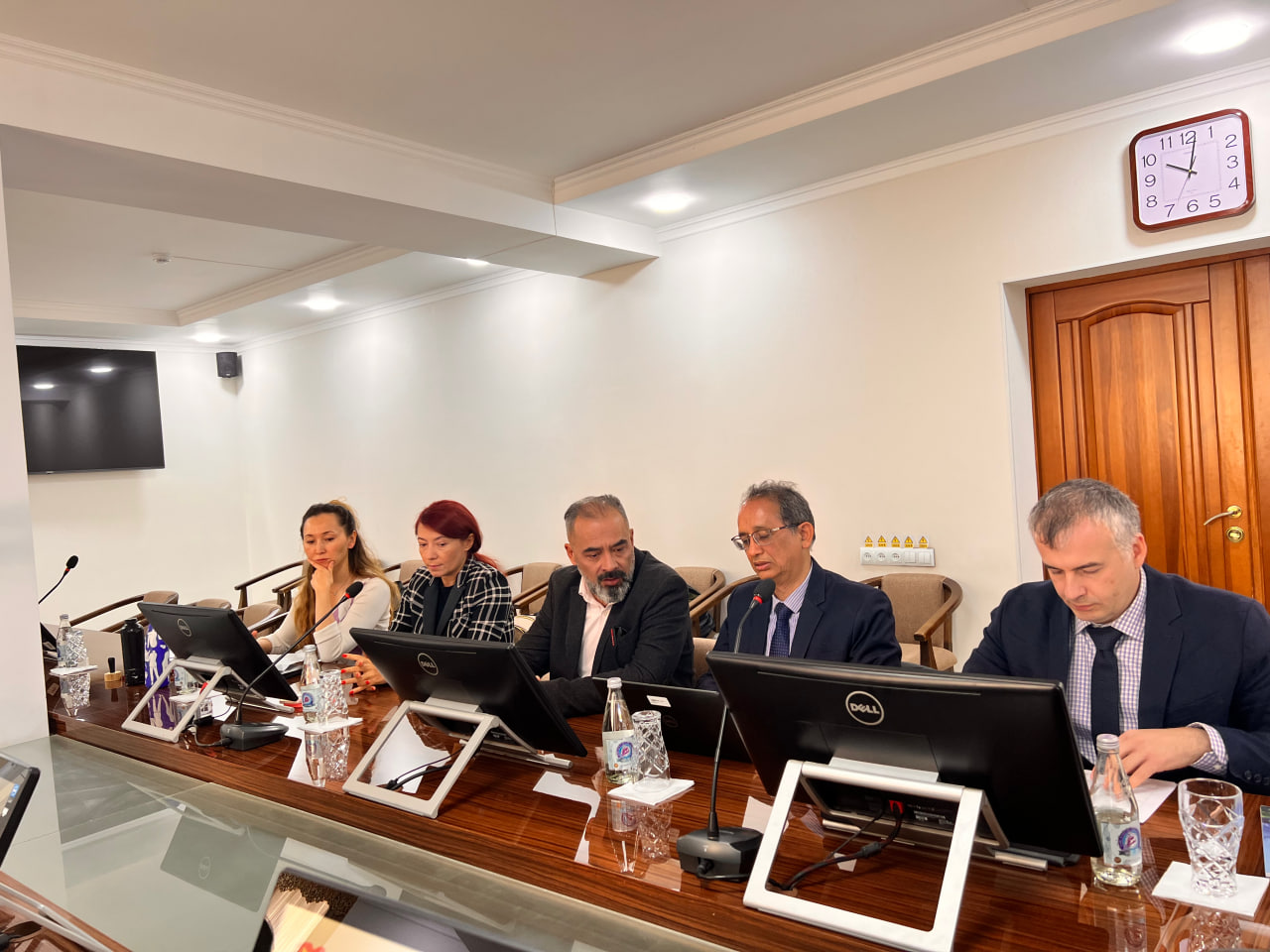 ВОХӮРӢ БО ҲАЙАТИ ГУРӮҲИ КОРИИ БОНКИ УМУМИҶАҲОНӢ img