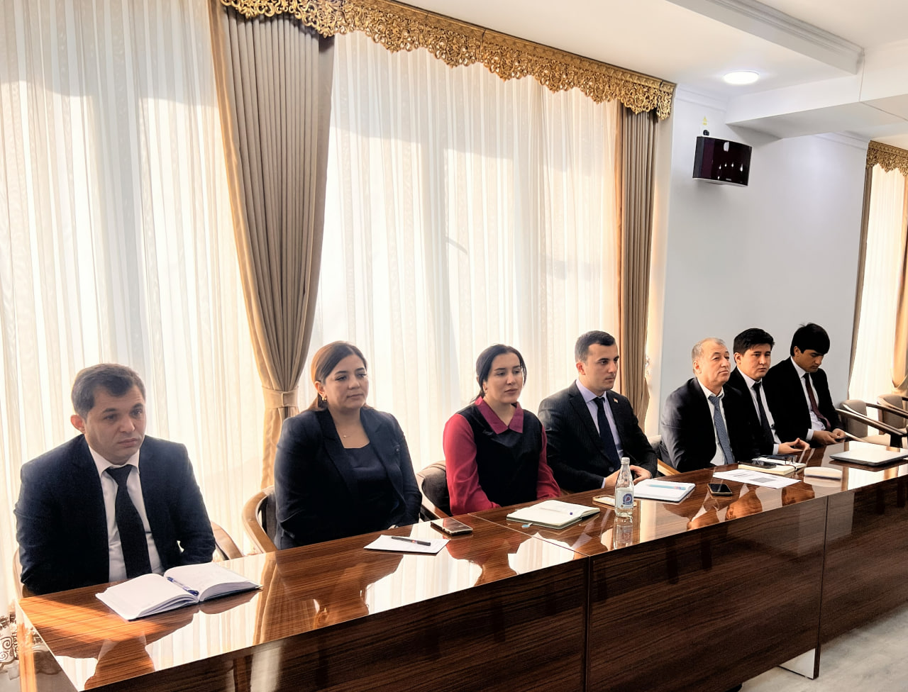 ВОХӮРӢ БО ҲАЙАТИ ГУРӮҲИ КОРИИ БОНКИ УМУМИҶАҲОНӢ img