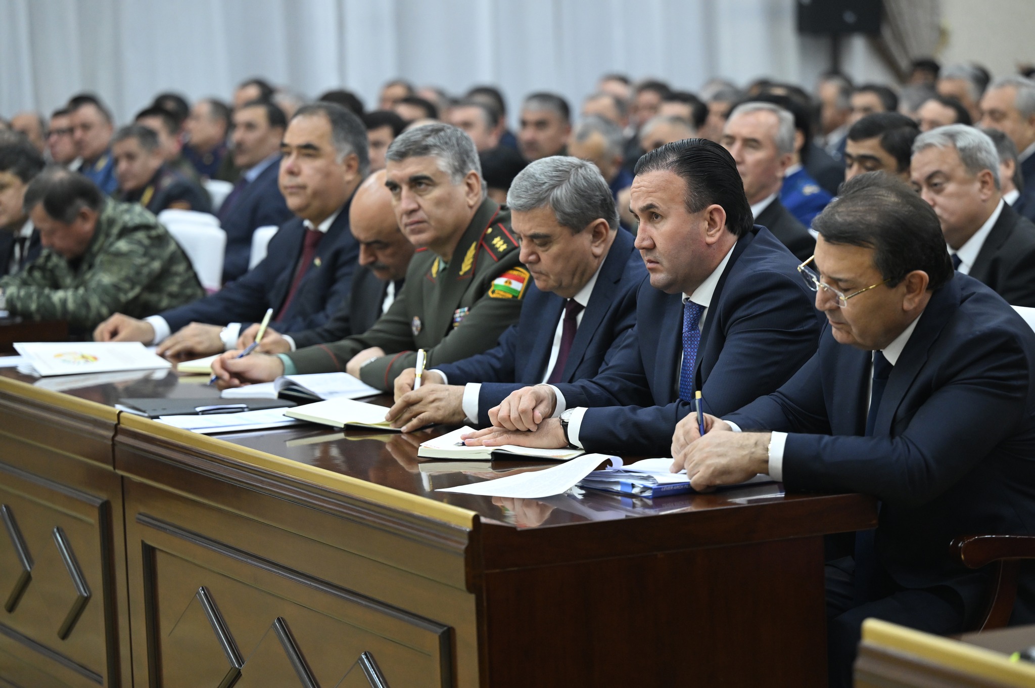 ﻿Мулоқот бо роҳбарон ва фаъолони вилояти Суғд img