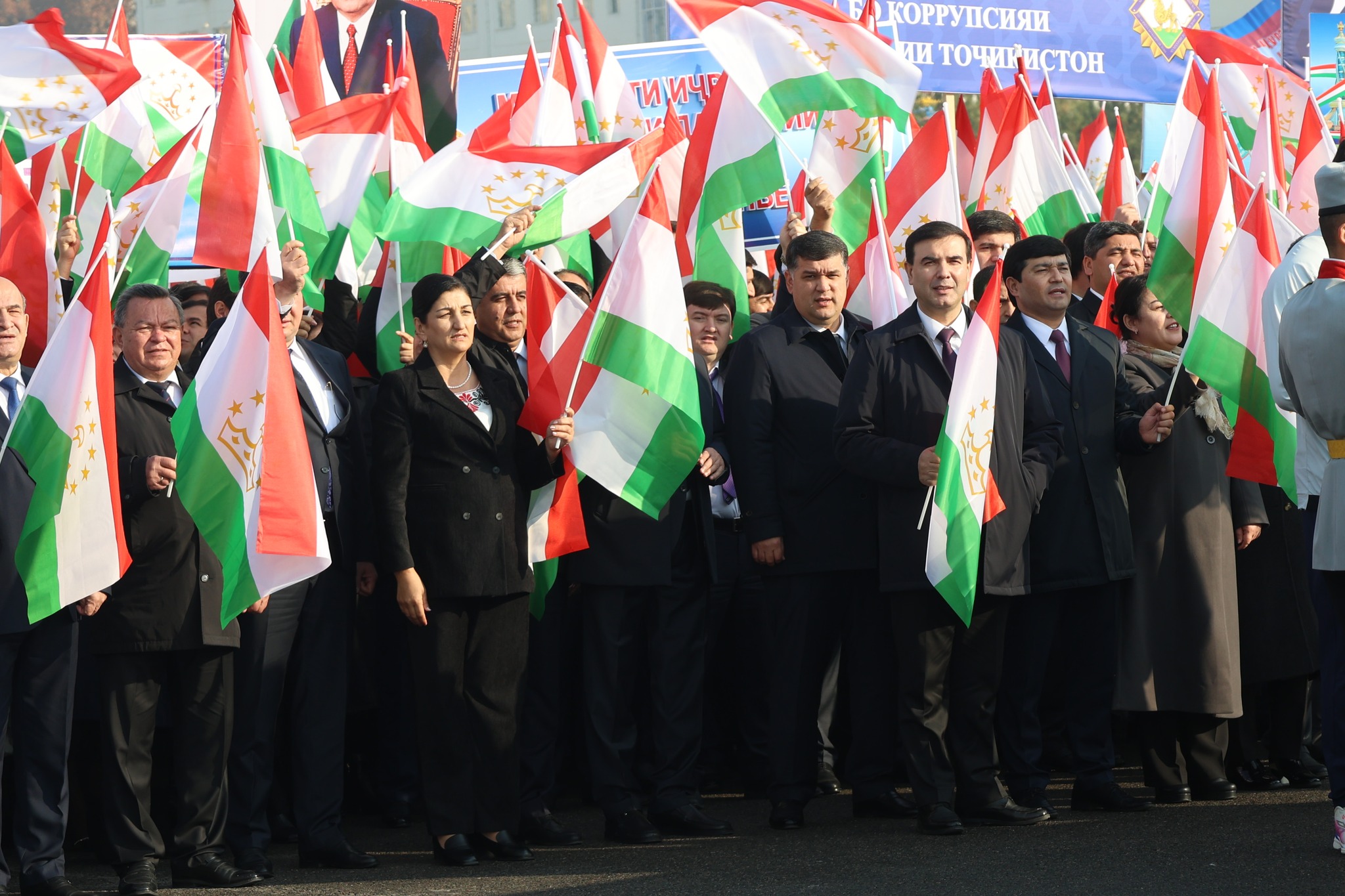 ﻿ИШТИРОК ДАР РОҲПАЙМОИИ ИДОНА БАХШИДА БА РӮЗИ ПАРЧАМИ ДАВЛАТӢ img