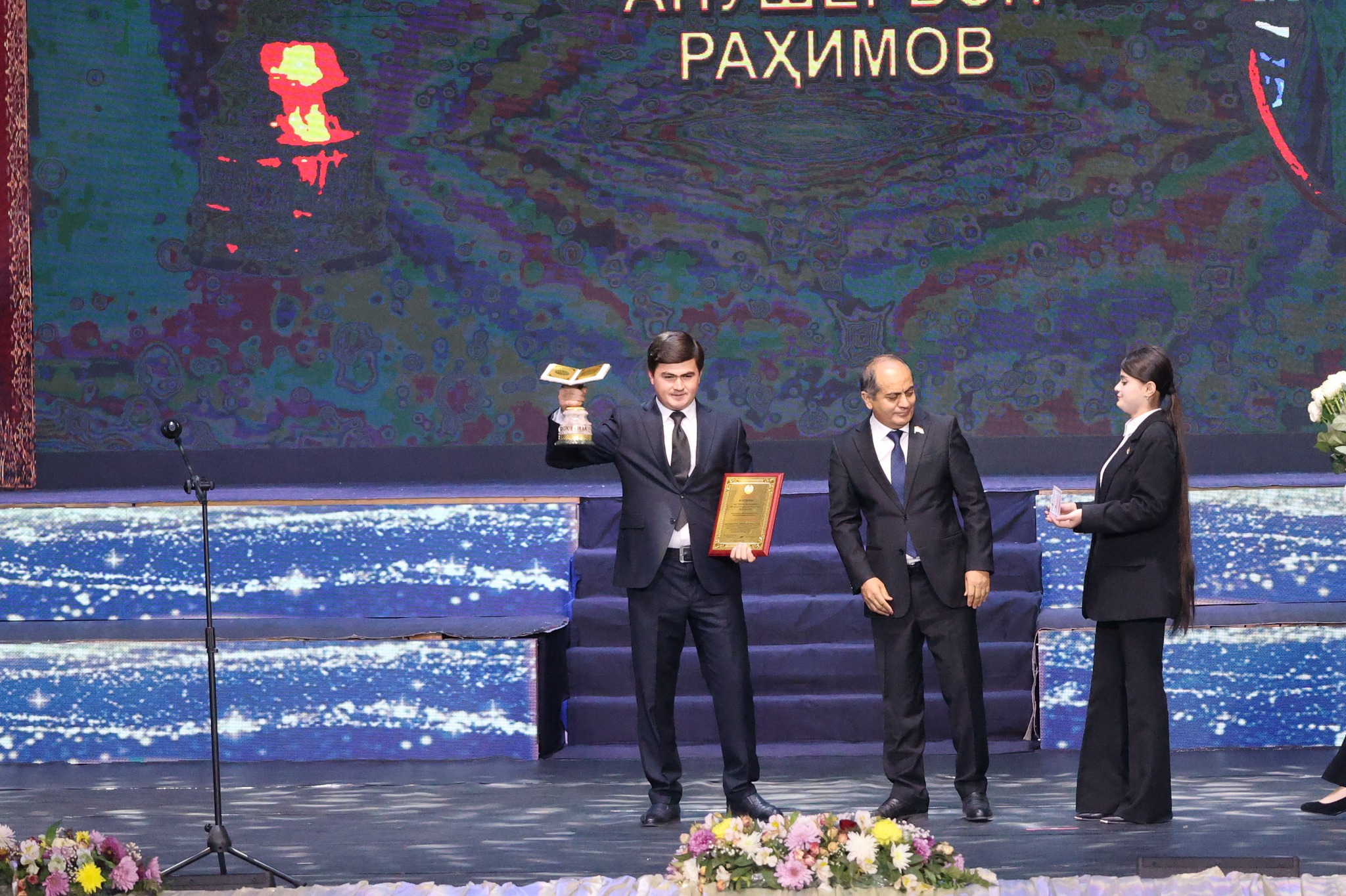 ﻿ҒОЛИБОНИ ШОҲҶОИЗАҲОИ ОЗМУНИ ҶУМҲУРИЯВИИ “ФУРӮҒИ СУБҲИ ДОНОӢ КИТОБ АСТ” ДАР СОЛИ 2025 img