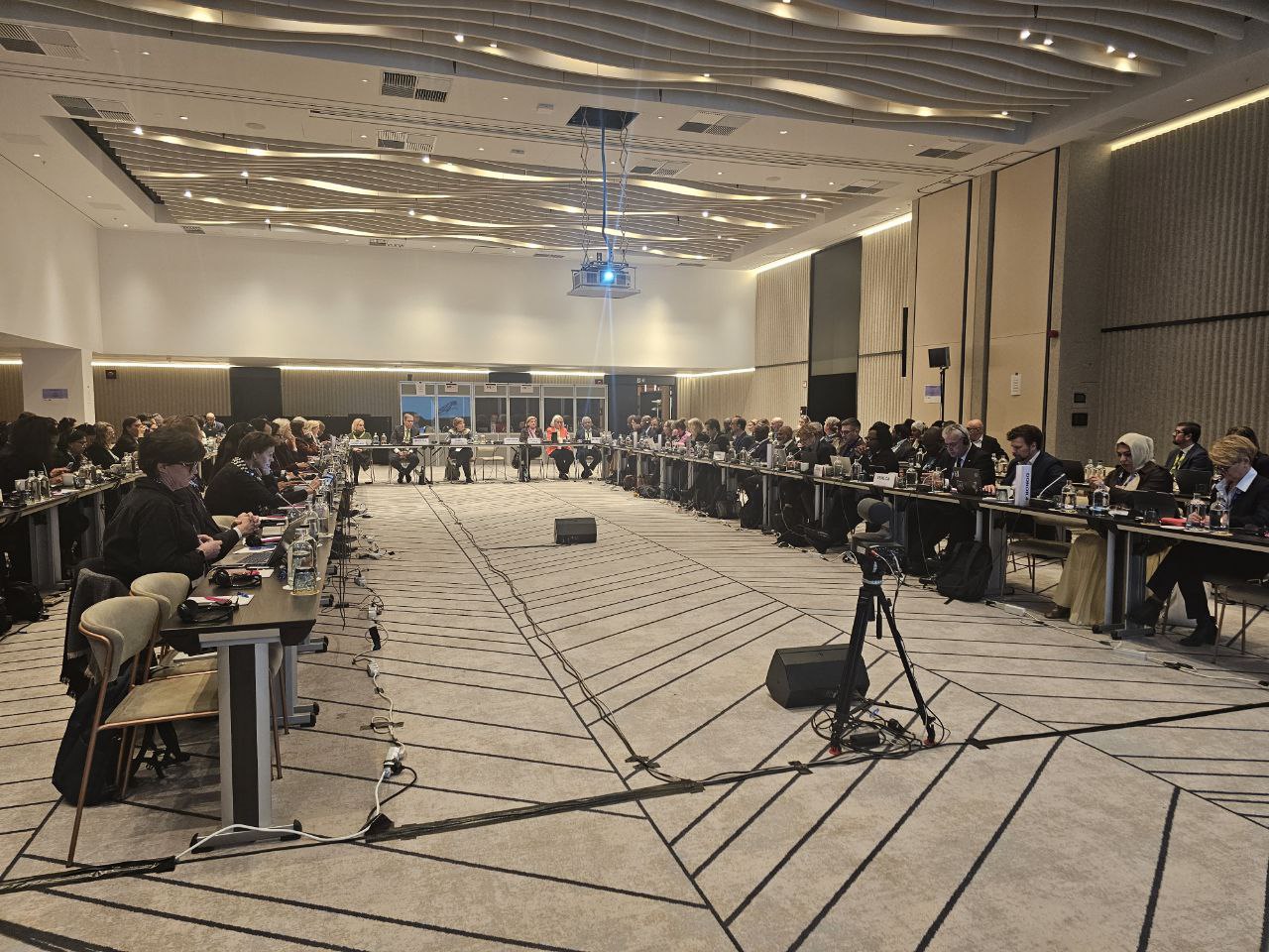 ﻿ИШТИРОК ВА СУХАНРОНИИ ВАЗИРИ МАОРИФ ВА ИЛМИ ҶУМҲУРИИ ТОҶИКИСТОН ДАР ҶАЛАСАИ ШУРОИ ДИРЕКТОРОНИ ШАРИКИИ ГЛОБАЛӢ ДАР СОҲАИ МАОРИФ ДАР ШАҲРИ БРЮССЕЛ img