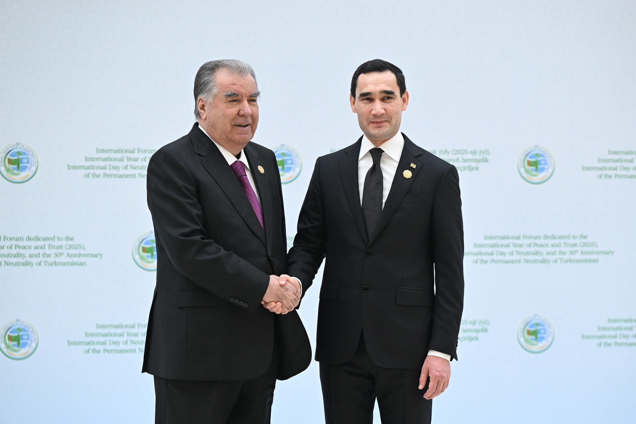 ﻿Иштирок ва суханронӣ дар Форуми байналмилалии сулҳ ва эътимод дар Ашхобод img