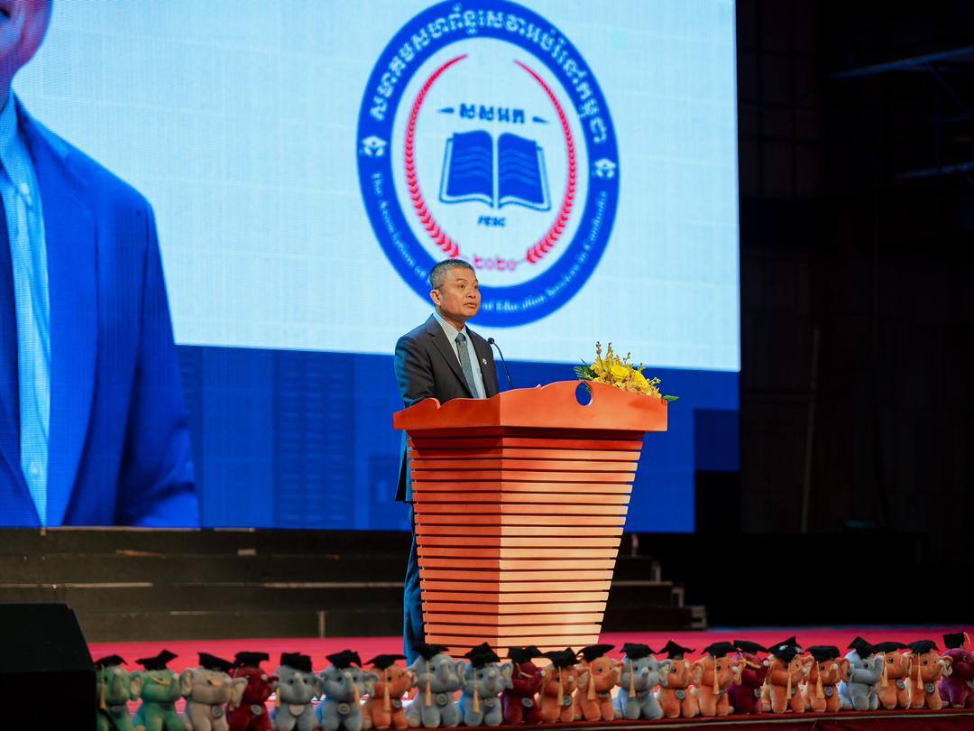 ДУРАХШИ ДАСТАИ ТОҶИКИСТОН ДАР ОЛИМПИАДАИ МАТЕМАТИКИИ АНГКОР–2025 img