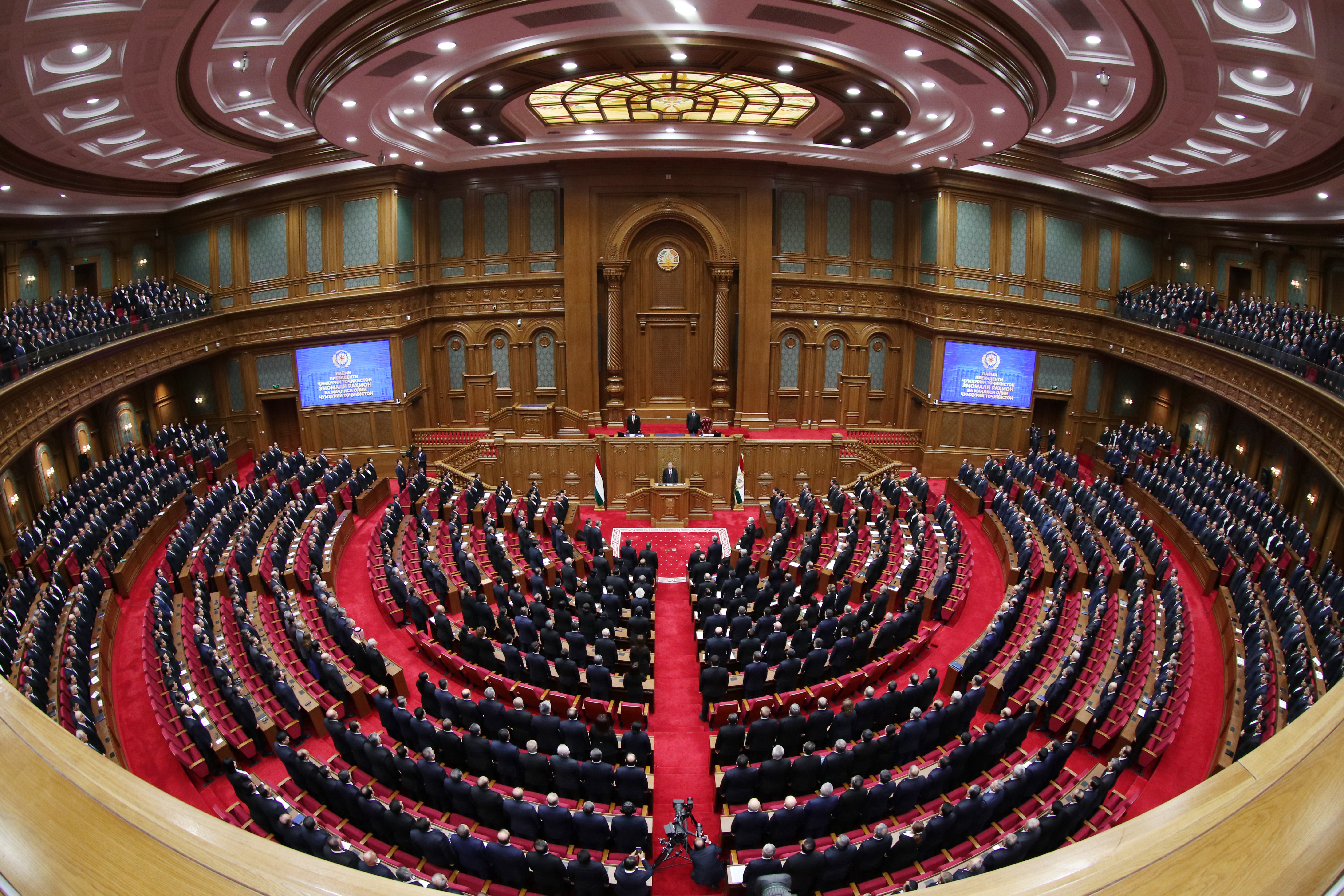 Паёми Президенти Ҷумҳурии Тоҷикистон муҳтарам Эмомалӣ Раҳмон дар бораи самтҳои асосии сиёсати дохилӣ ва хориҷии ҷумҳурӣ img