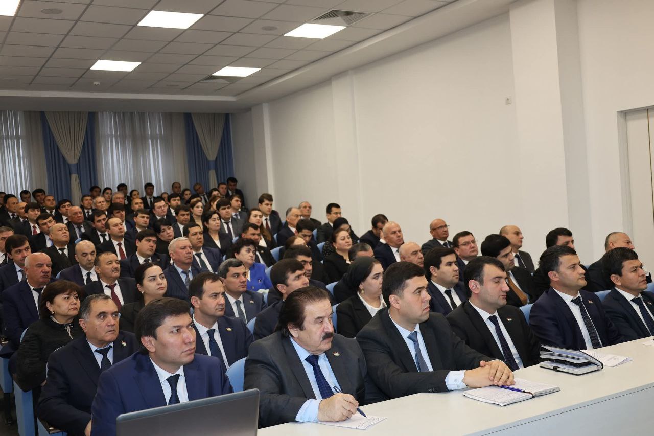 БАРГУЗОРИИ ҲАМОИШИ ИЛМӢ БАХШИДА БА ШАРҲУ ТАВЗЕҲИ ПАЁМИ ПЕШВОИ МИЛЛАТ МУҲТАРАМ ЭМОМАЛӢ РАҲМОН img