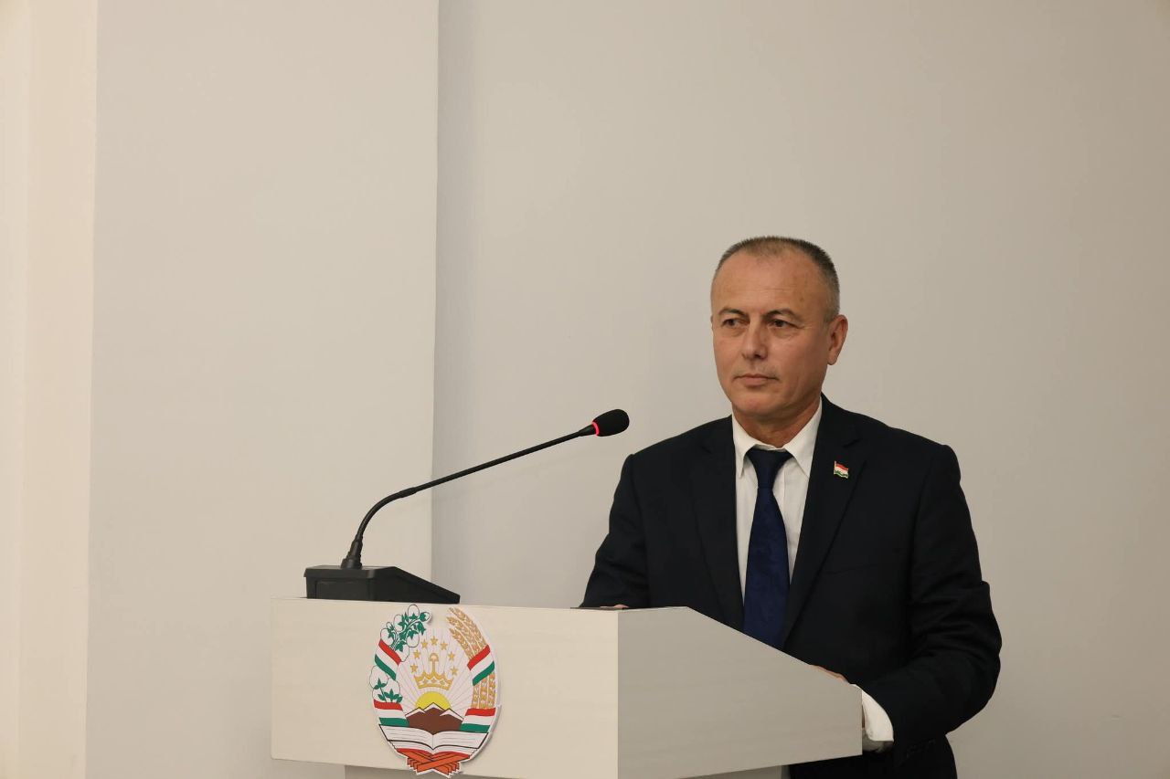 БАРГУЗОРИИ ҲАМОИШИ ИЛМӢ БАХШИДА БА ШАРҲУ ТАВЗЕҲИ ПАЁМИ ПЕШВОИ МИЛЛАТ МУҲТАРАМ ЭМОМАЛӢ РАҲМОН img