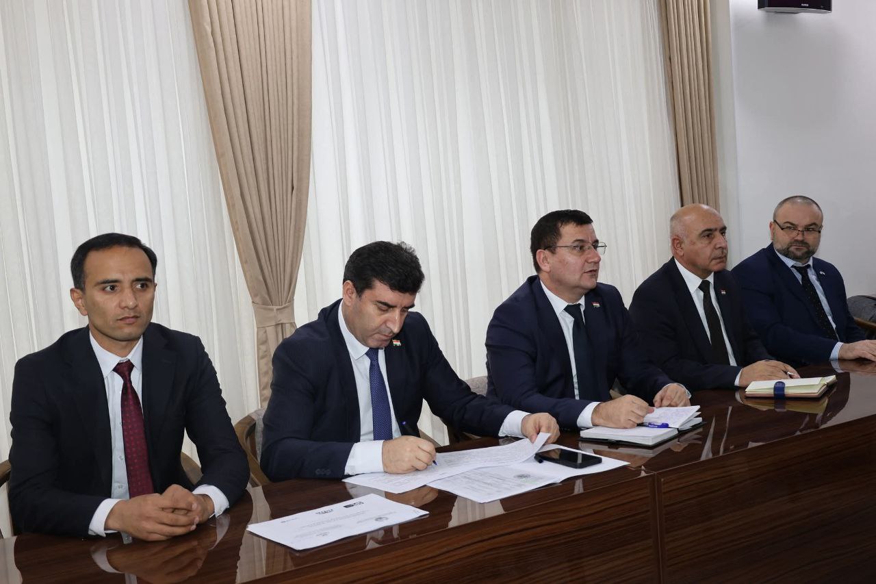 ҶАЛАСАИ ҶАМЪБАСТИ ФАЪОЛИЯТИ ЛОИҲАИ «ДАСТГИРИИ АМАЛИНАМОИИ СТРАТЕГИЯИ МИЛЛИИ РУШДИ МАОРИФИ ҶУМҲУРИИ ТОҶИКИСТОН» БАРГУЗОР ГАРДИД img