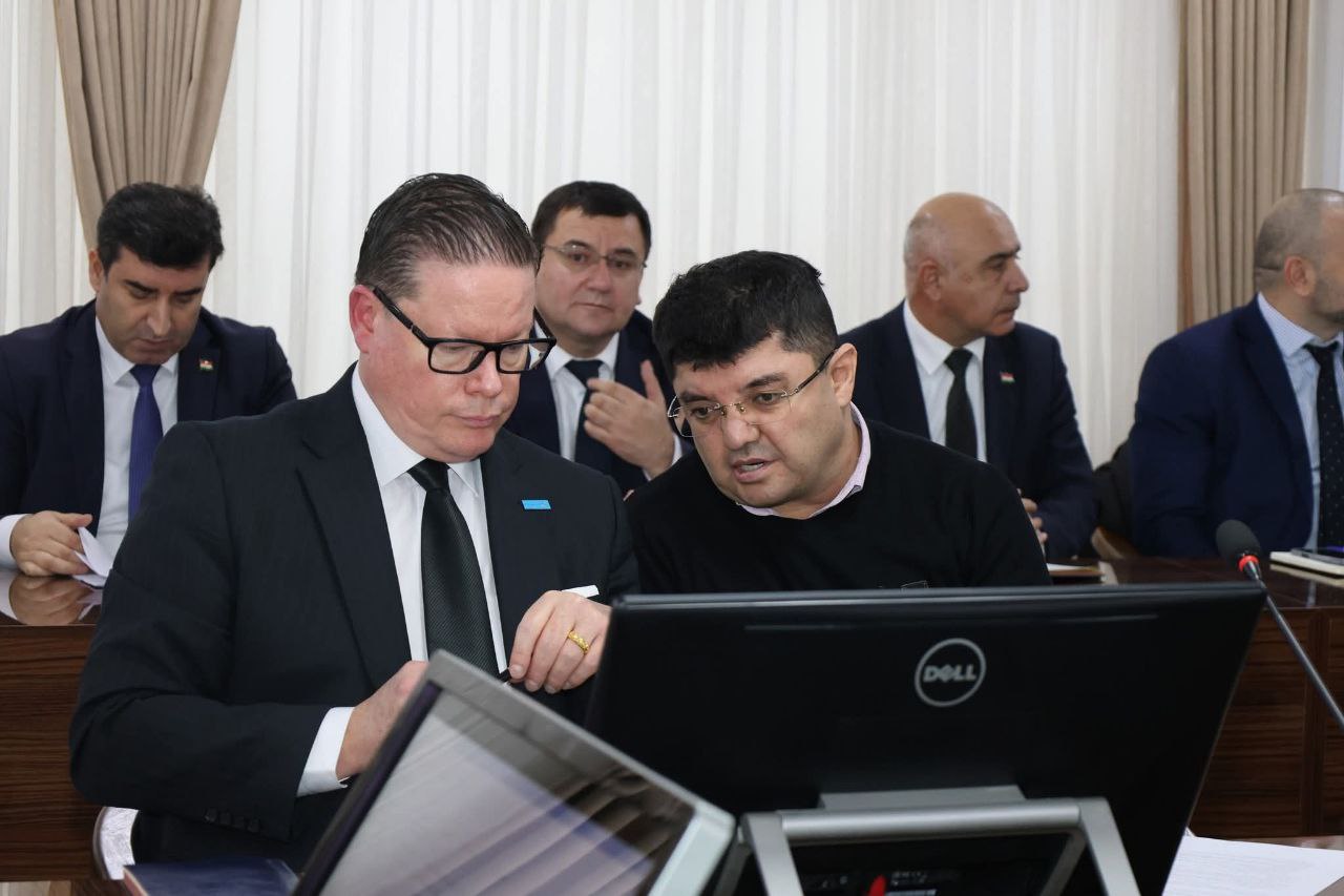 ҶАЛАСАИ ҶАМЪБАСТИ ФАЪОЛИЯТИ ЛОИҲАИ «ДАСТГИРИИ АМАЛИНАМОИИ СТРАТЕГИЯИ МИЛЛИИ РУШДИ МАОРИФИ ҶУМҲУРИИ ТОҶИКИСТОН» БАРГУЗОР ГАРДИД img