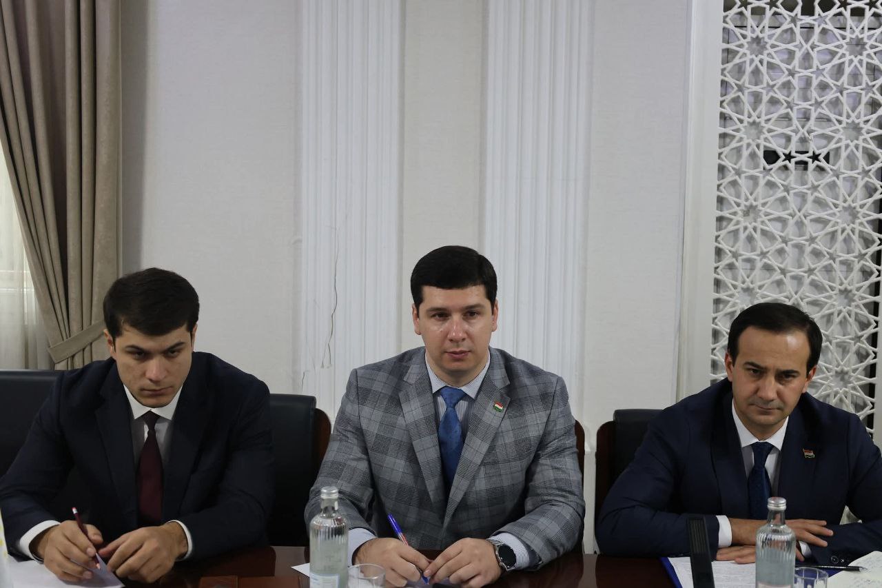 БАРРАСИИ ГУСТАРИШИ ҲАМКОРИҲО ДАР ВОХӮРӢ БО САФИРИ ҶУМҲУРИИ КОРЕЯ img