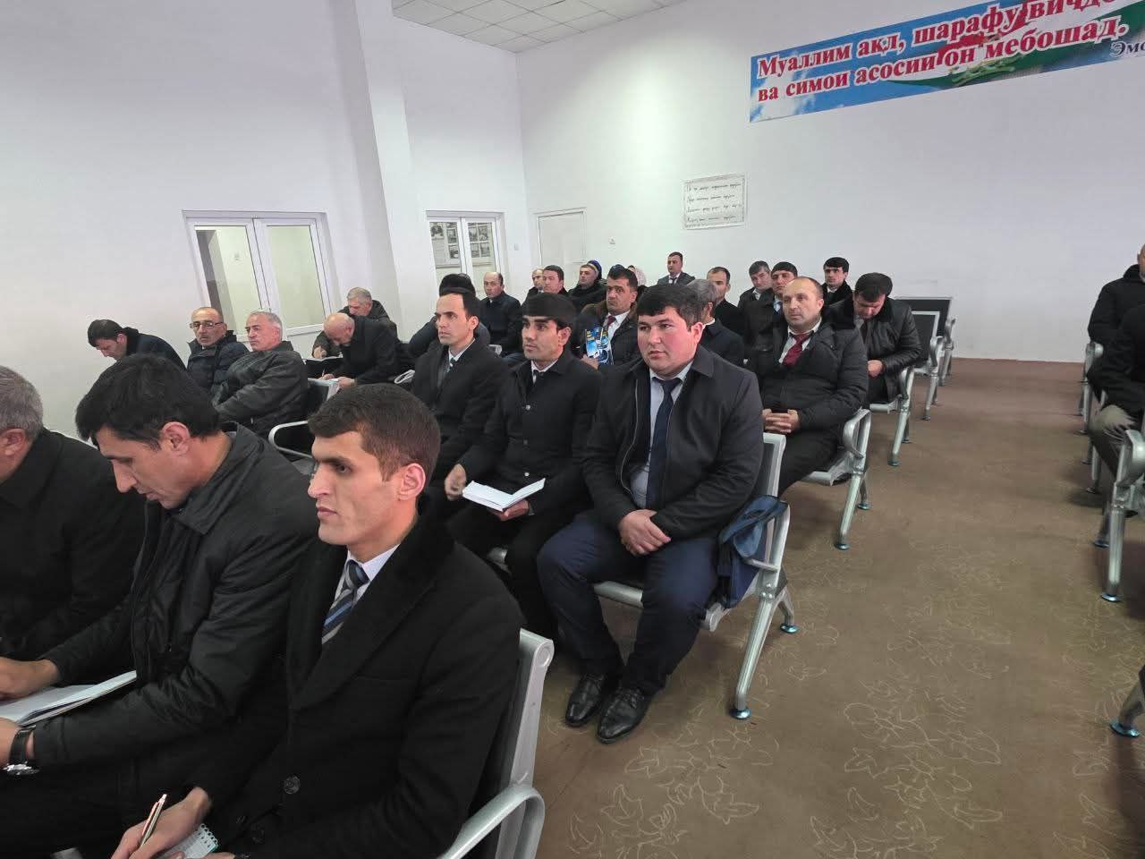 ВОХӮРӢ БО ДИРЕКТОРОНИ МУАССИСАҲОИ ТАЪЛИМИИ НОҲИЯИ НУРОБОД img