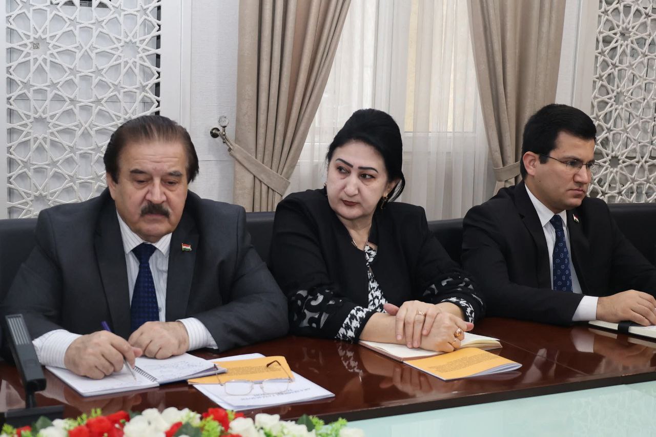 БАРГУЗОРИИ ҶАЛАСАИ НАЗОРАТИИ НАЗДИ ВАЗИРИ МАОРИФ ВА ИЛМ img