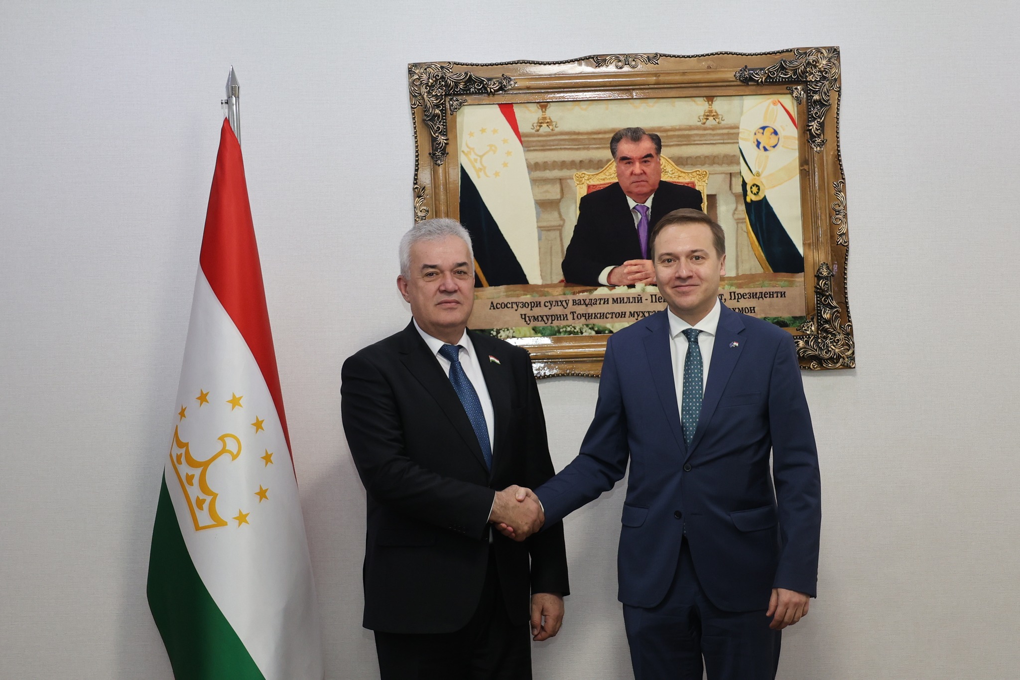 ВОХӮРИИ ВАЗИР БО САФИРИ НАВТАЪИНИ ИТТИҲОДИ АВРУПО ДАР ҶУМҲУРИИ ТОҶИКИСТОН img