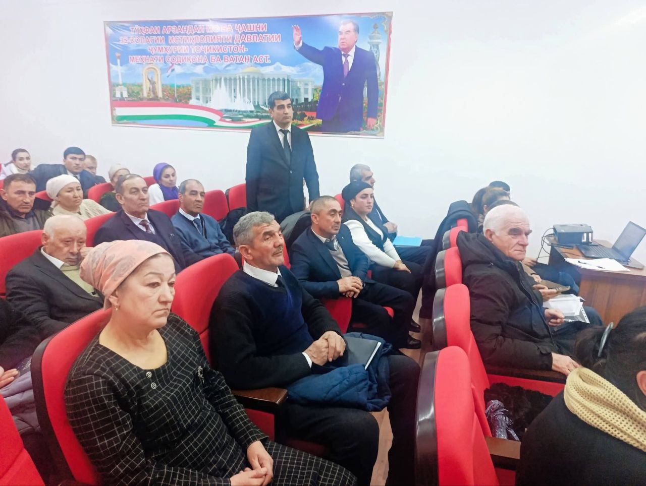 СЕМИНАРИ МАШВАРАТӢ ОИД БА ОМОДАГӢ ВА БАРГУЗОРИИ ОЗМУНИ ҶУМҲУРИЯВИИ "ШОҲНОМАХОНӢ" img