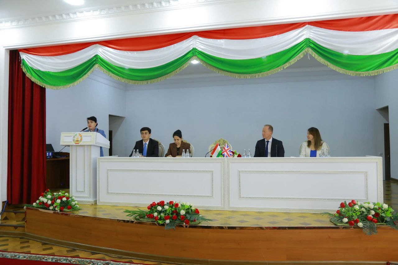  ИМЗОИ ЁДДОШТИ ТАФОҲУМ МИЁНИ ВАЗОРАТИ МАОРИФ ВА ИЛМ ВА ШИРКАТИ «ЭФЕКТА»-И БРИТАНИЯИ КАБИР img