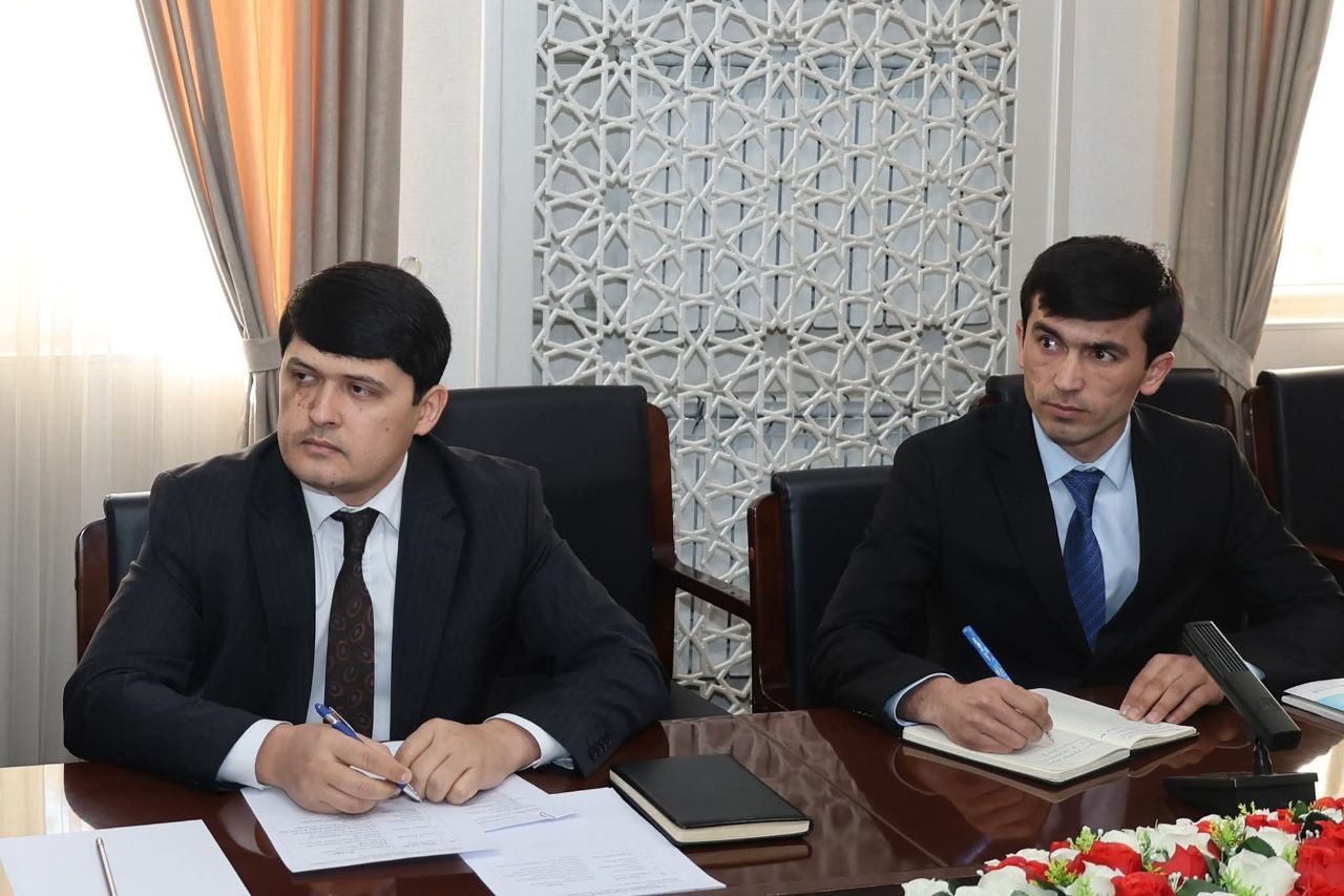 ТАҚВИЯТИ ҲАМКОРИҲО ҶИҲАТИ ПАЙВАСТ НАМУДАНИ МУАССИСАҲОИ ТАЪЛИМӢ БА ИНТЕРНЕТ ДАР ДОИРАИ ТАШАББУСИ GIGA img