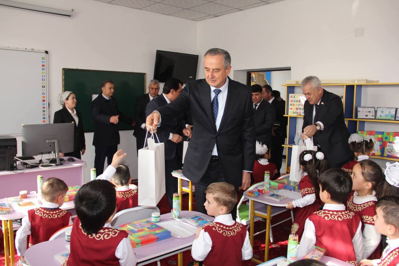 ҲАМАДОНӢ: ИФТИТОҲИ МУАССИСАИ ТАҲСИЛОТИ МИЁНАИ УМУМИИ №22 ДАР МАҲАЛЛАИ ФАЗЛ НАБӢ img