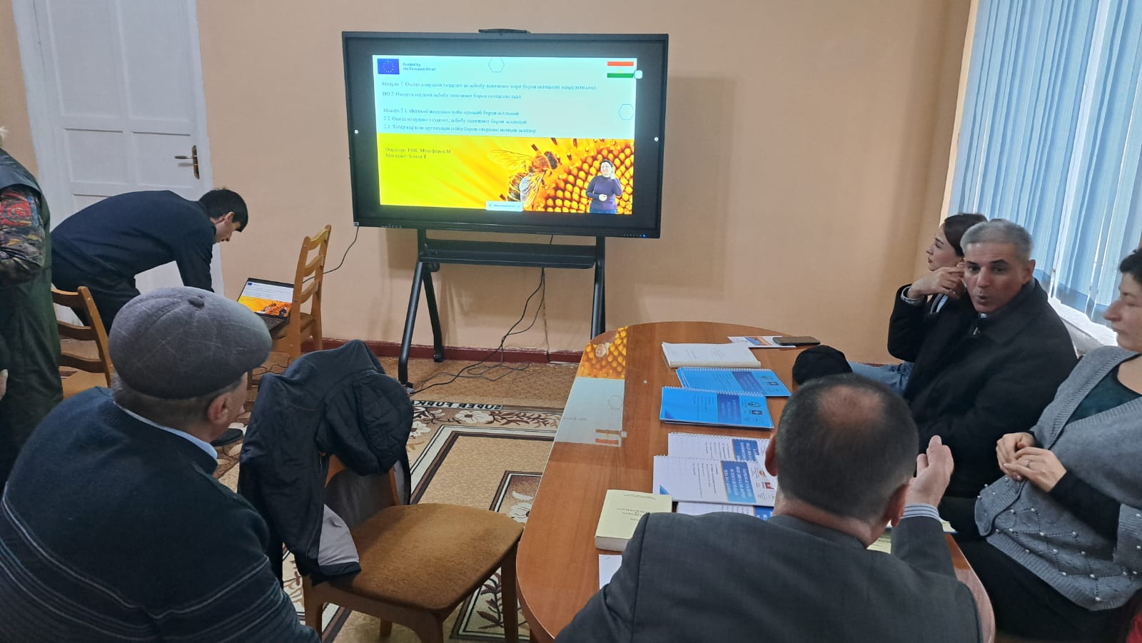 Баргузор гардидани семинар оид ба дастрасӣ дар Душанбе img