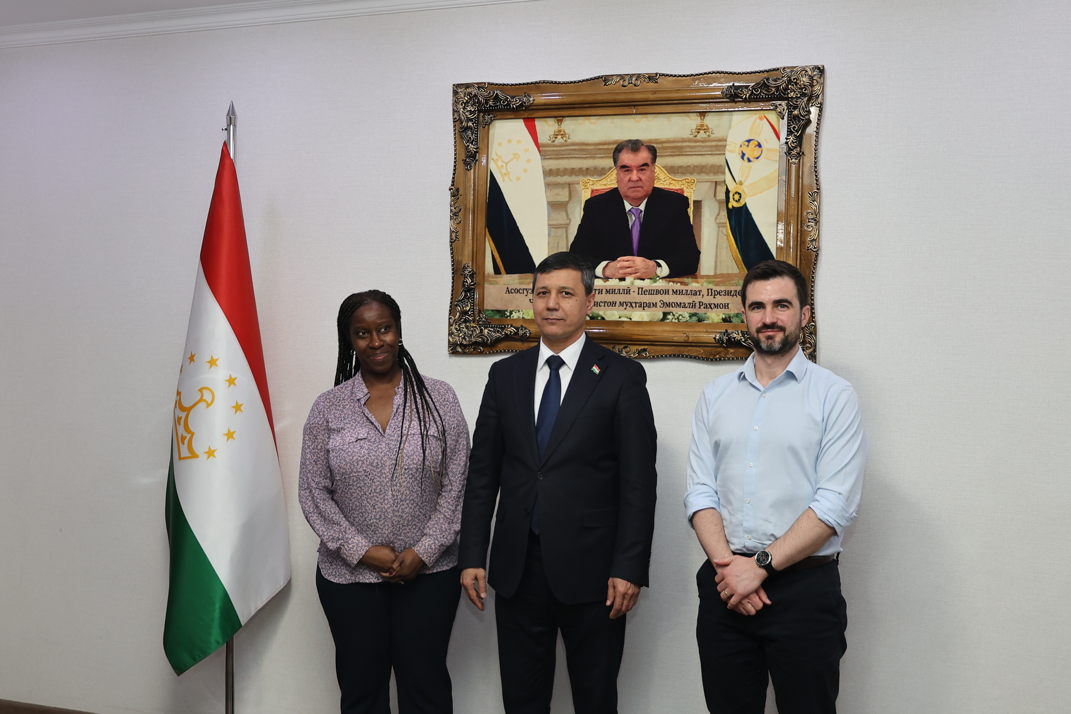 ВОХӮРИИ НАМОЯНДАГОНИ ВАЗОРАТИ МАОРИФ ВА ИЛМ БО МИССИЯИ FCDO БАРГУЗОР ГАРДИД img