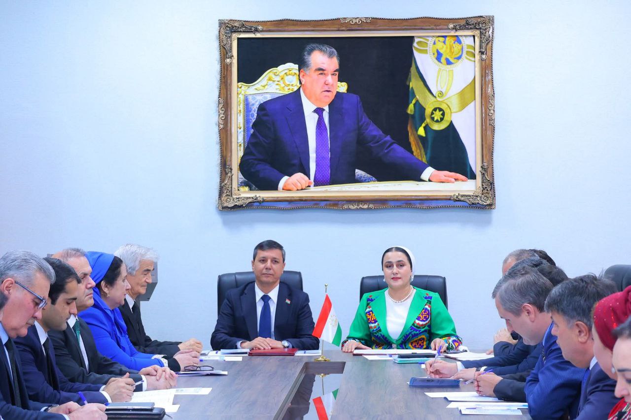 ҲАМОИШИ ИДОНА ТАҲТИ УНВОНИ «БАҲОРИ МАЪРИФАТ: МОДАР, ҚАЛАМ ВА НАВРӮЗ» img