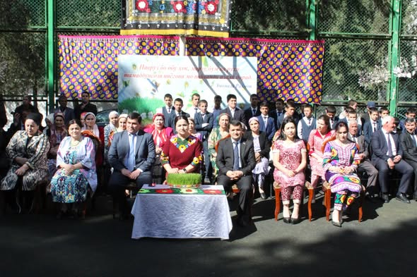 ТАНТАНАҲОИ НАВРӮЗИ БАЙНАЛМИЛАЛӢ ДАР МАРКАЗИ ҶУМҲУРИЯВИИ МУАССИСАҲОИ ТАҲСИЛОТИ ИЛОВАГӢ img