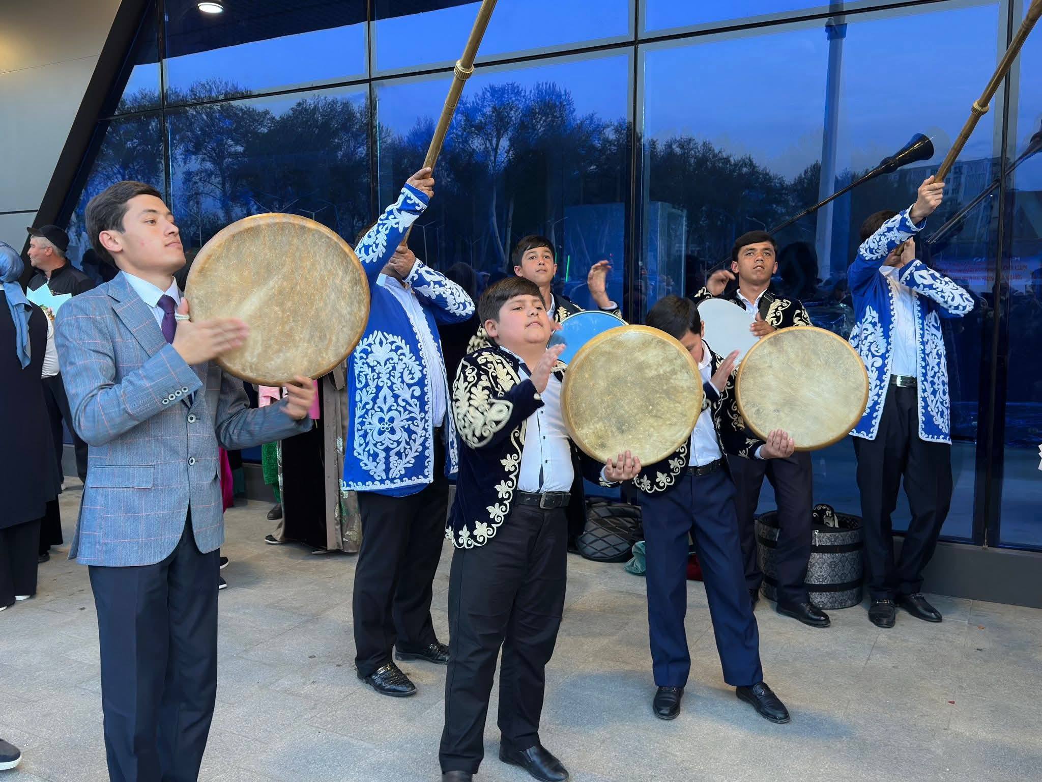 ПАЗИРОИИ ҒОЛИБОНИ ОЛИМПИАДАИ БАЙНАЛМИЛАЛИИ «BRAINIACS» img