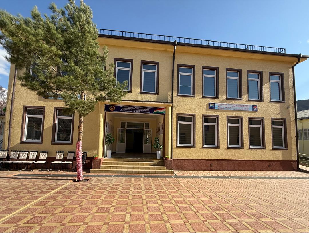 ИФТИТОҲИ ИНШООТИ НАВИ ТАЪЛИМӢ ДАР ШАҲРИ ИСФАРА ДАР ДОИРАИ САФАРИ ПЕШВОИ МИЛЛАТ МУҲТАРАМ ЭМОМАЛӢ РАҲМОН img