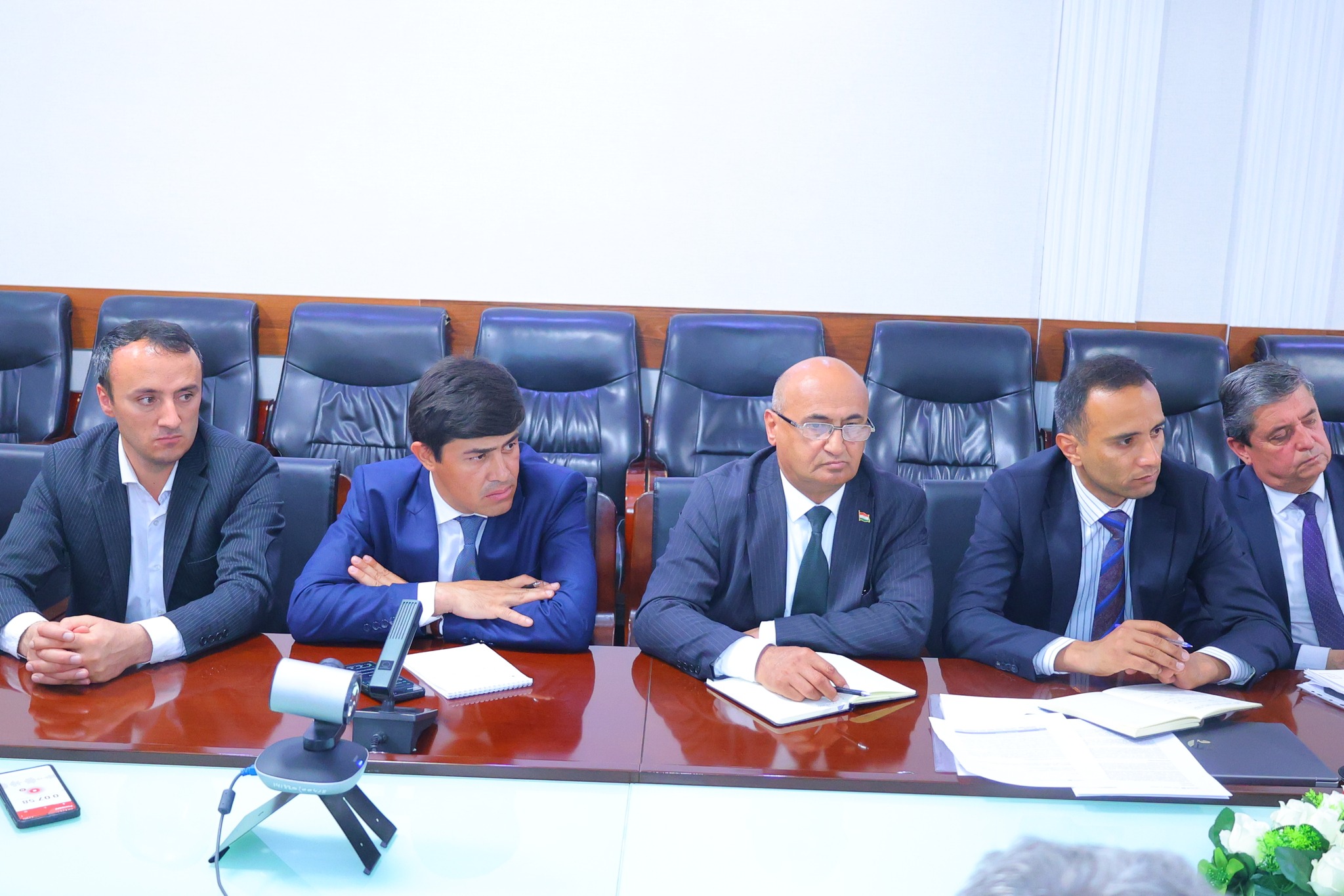 БАРРАСИИ МАСЪАЛАҲОИ МУҲИММИ ТАҲИЯ ВА НАШРИ КИТОБҲОИ ДАРСӢ ДАР МИЗИ МУДАВВАР img