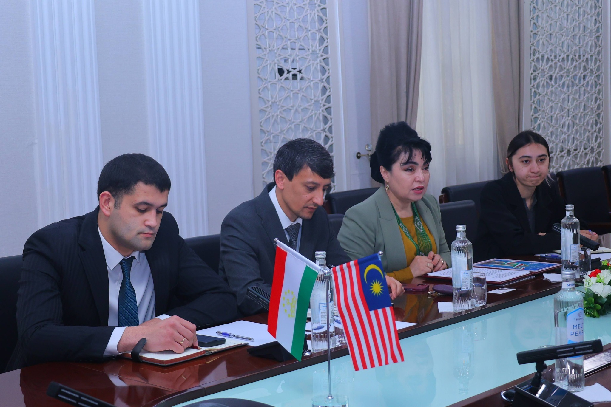 ВОХӮРӢ БО НАМОЯНДАГОНИ ДОНИШГОҲИ СИТИИ МАЛАЙЗИЯ img