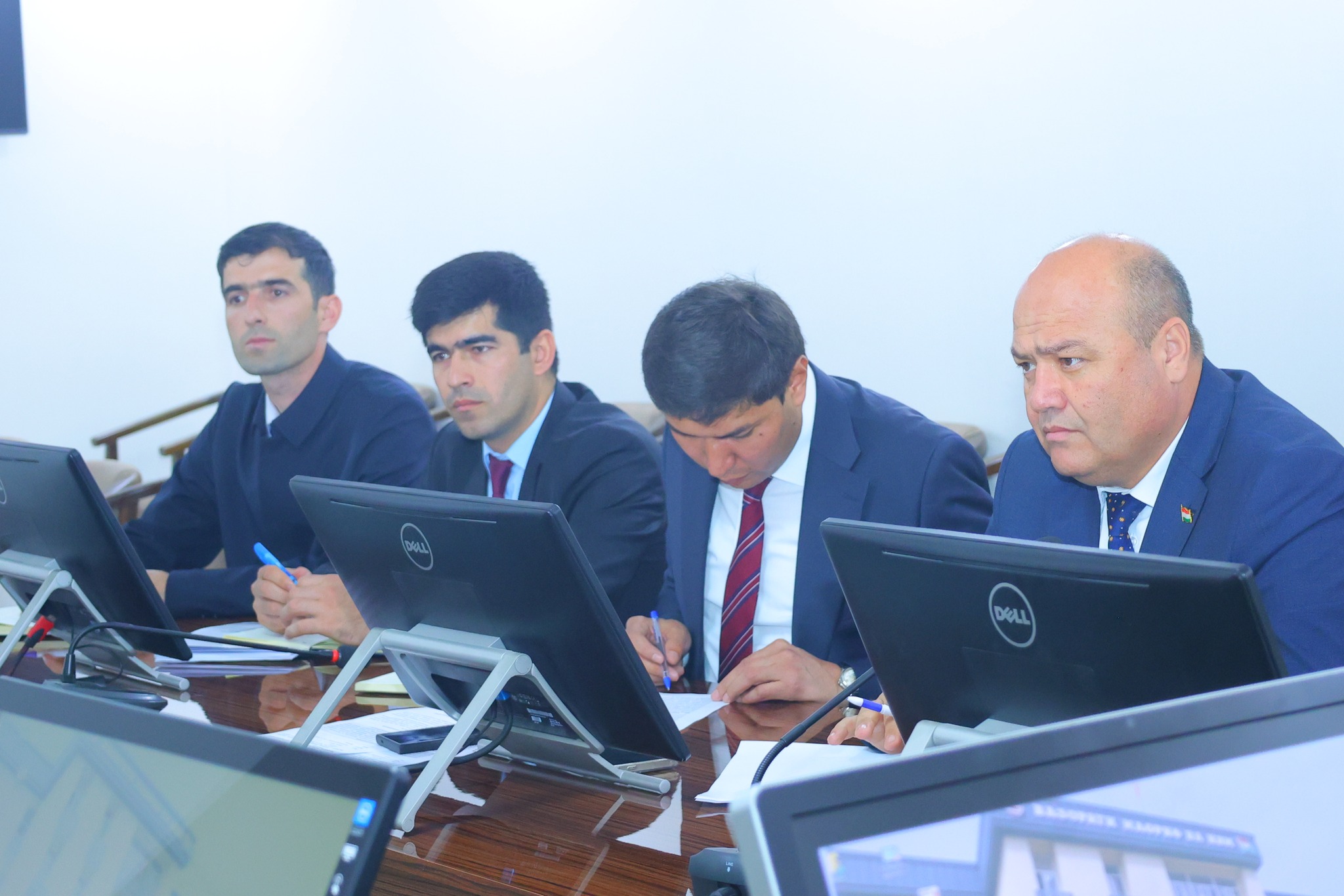 БАРРАСИИ ҲАМКОРИҲО ВА ТАТБИҚИ БАРНОМАҲОИ МУШТАРАК ДАР СОҲАИ МАОРИФ img