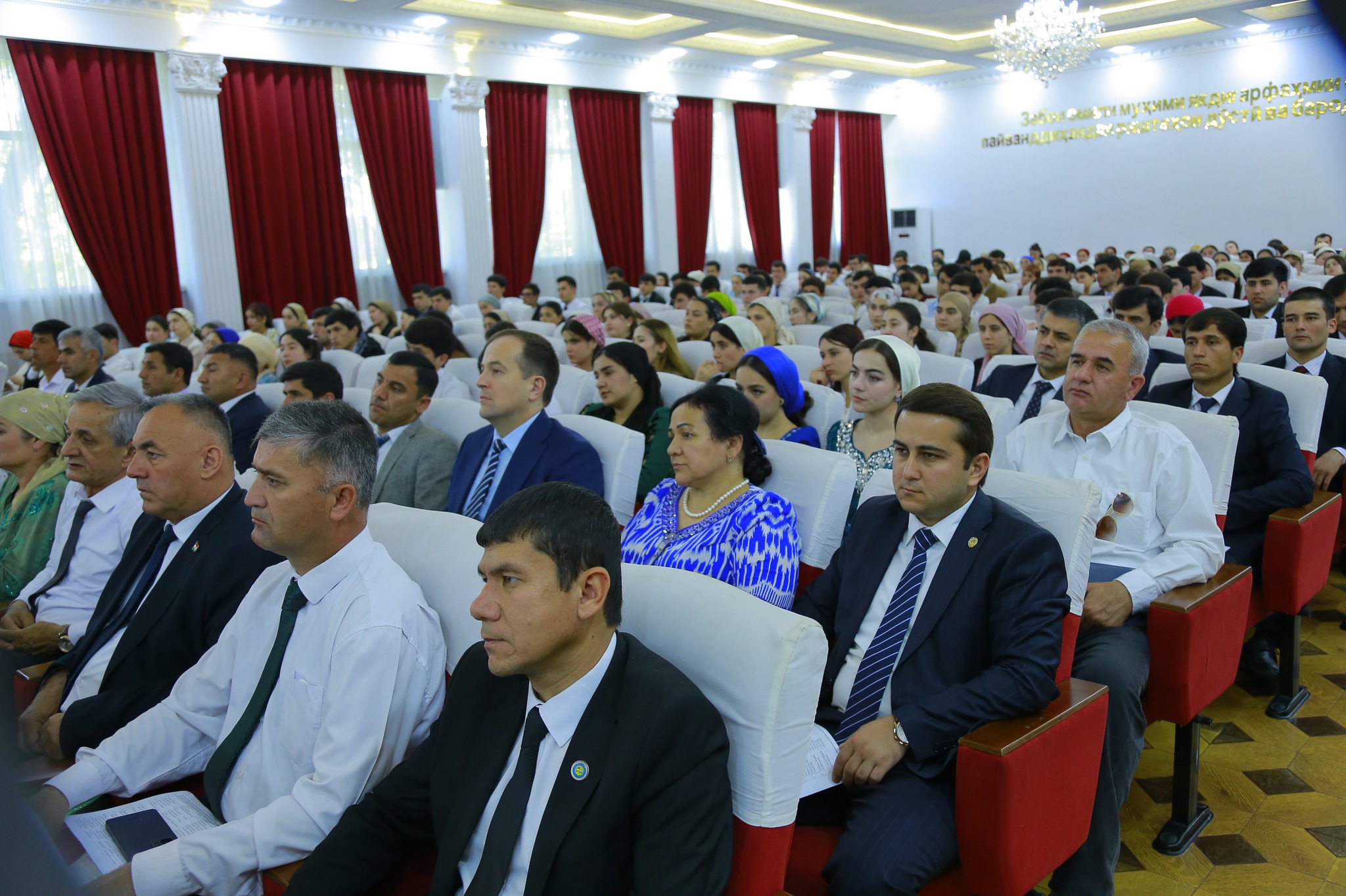 ТАҚСИМОТИ МУТАХАССИСОНИ ҶАВОН ДАР ДБЗХТ БА НОМИ СОТИМ УЛУҒЗОДА img